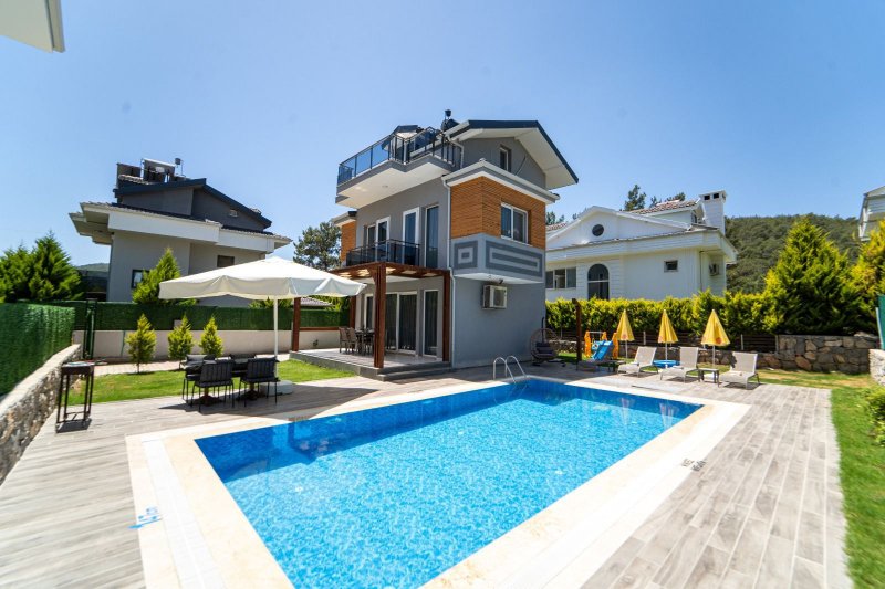 Muğla, Fethiye'de 3 Odalı, 3 Banyolu, 6 Kişiye Kadar Konaklamalı Kiralık Villa - No:78