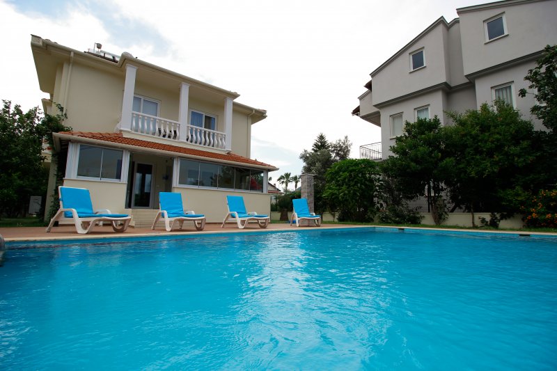 Muğla, Dalyan'da 4 Odalı, 3 Banyolu, 8 Kişiye Kadar Konaklamalı Kiralık Tatil Evi - No: 79