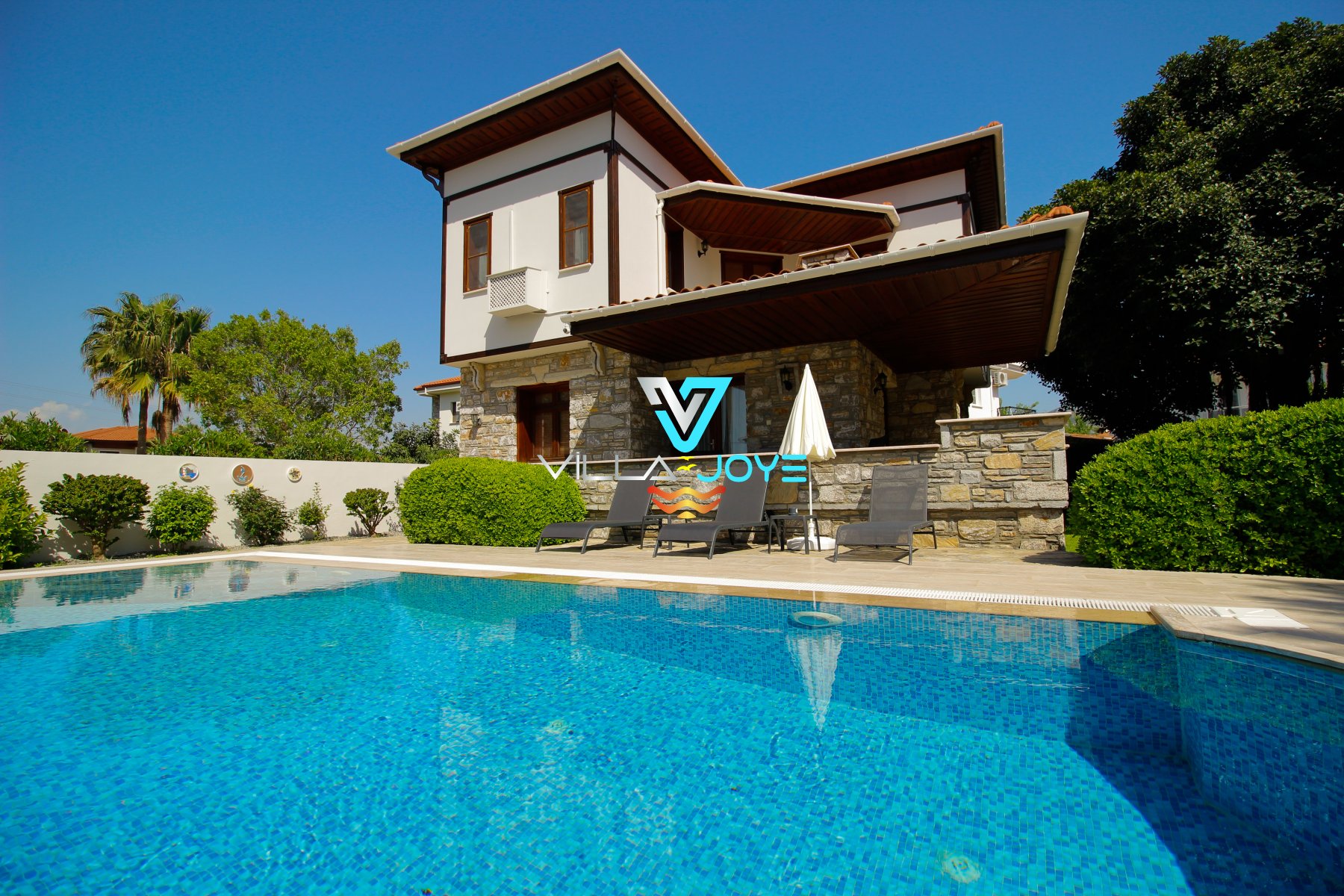 Muğla, Dalyan'da, 4 Odalı, 4 Banyolu, 8 Kişiye Kadar Konaklamalı Kiralık Villa - No: 89