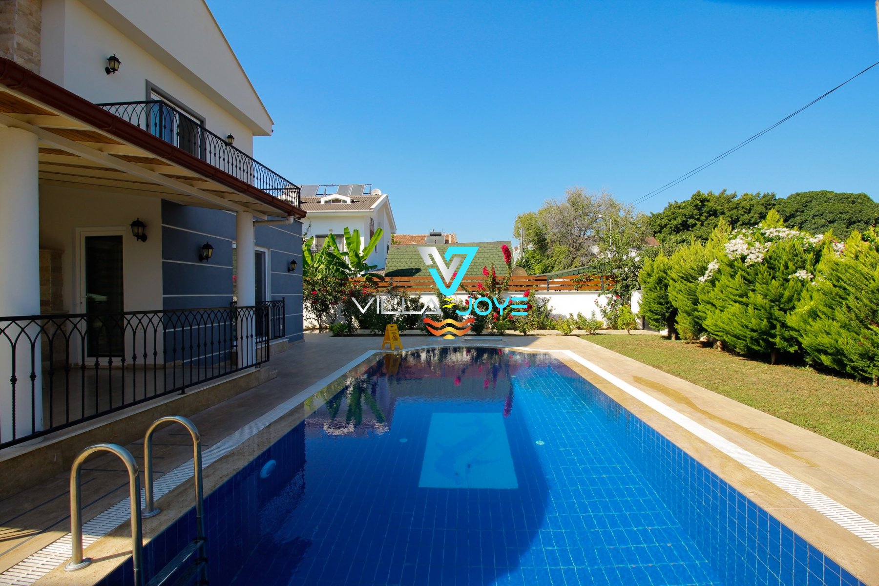 Muğla, Dalyan'da, 4 Odalı, 3 Banyolu, 8 Kişiye Kadar Konaklamalı Kiralık Villa - No: 90