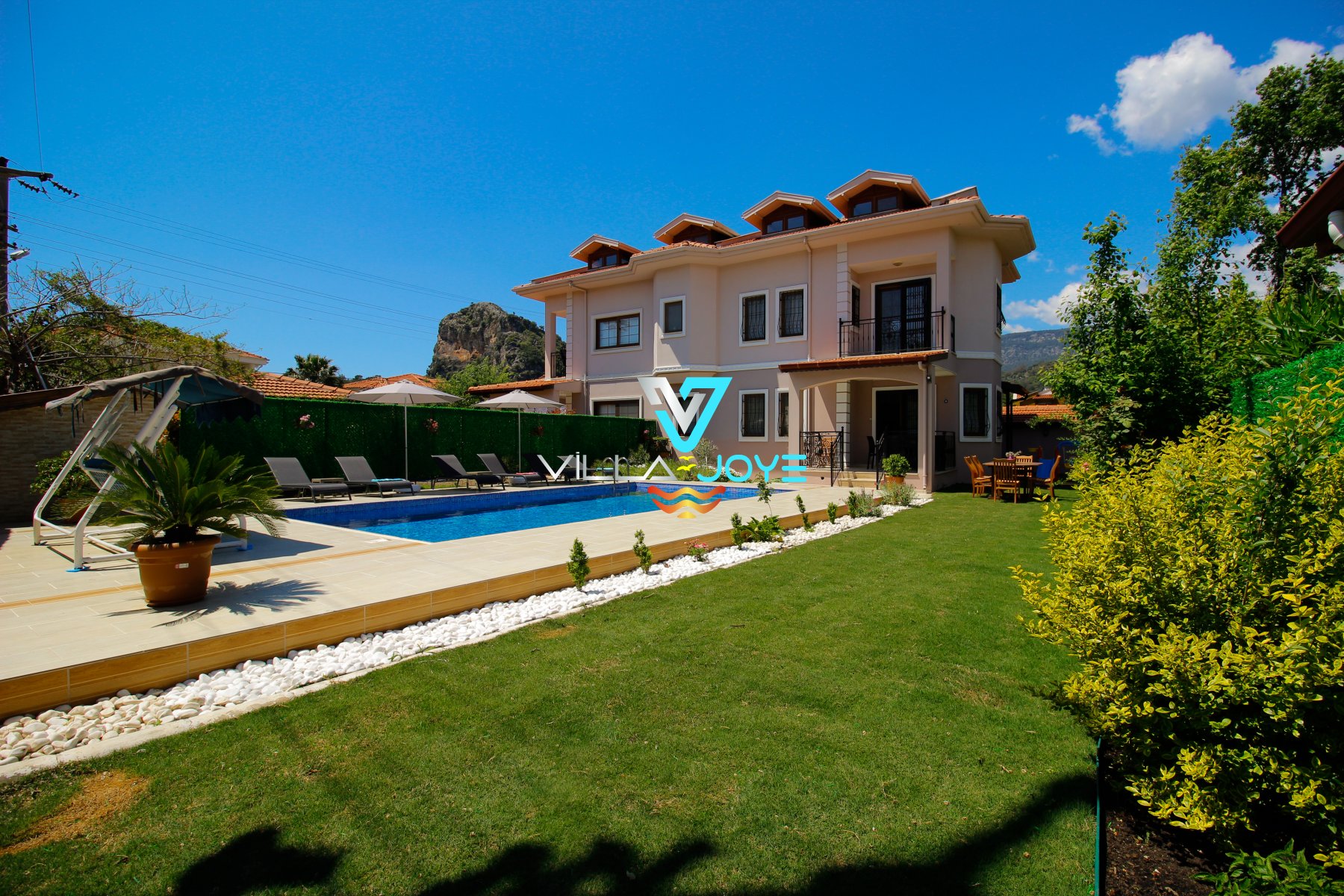Muğla, Dalyan'da, 4 Odalı, 3 Banyolu, 9 Kişiye Kadar Konaklamalı Kiralık Villa - No: 92