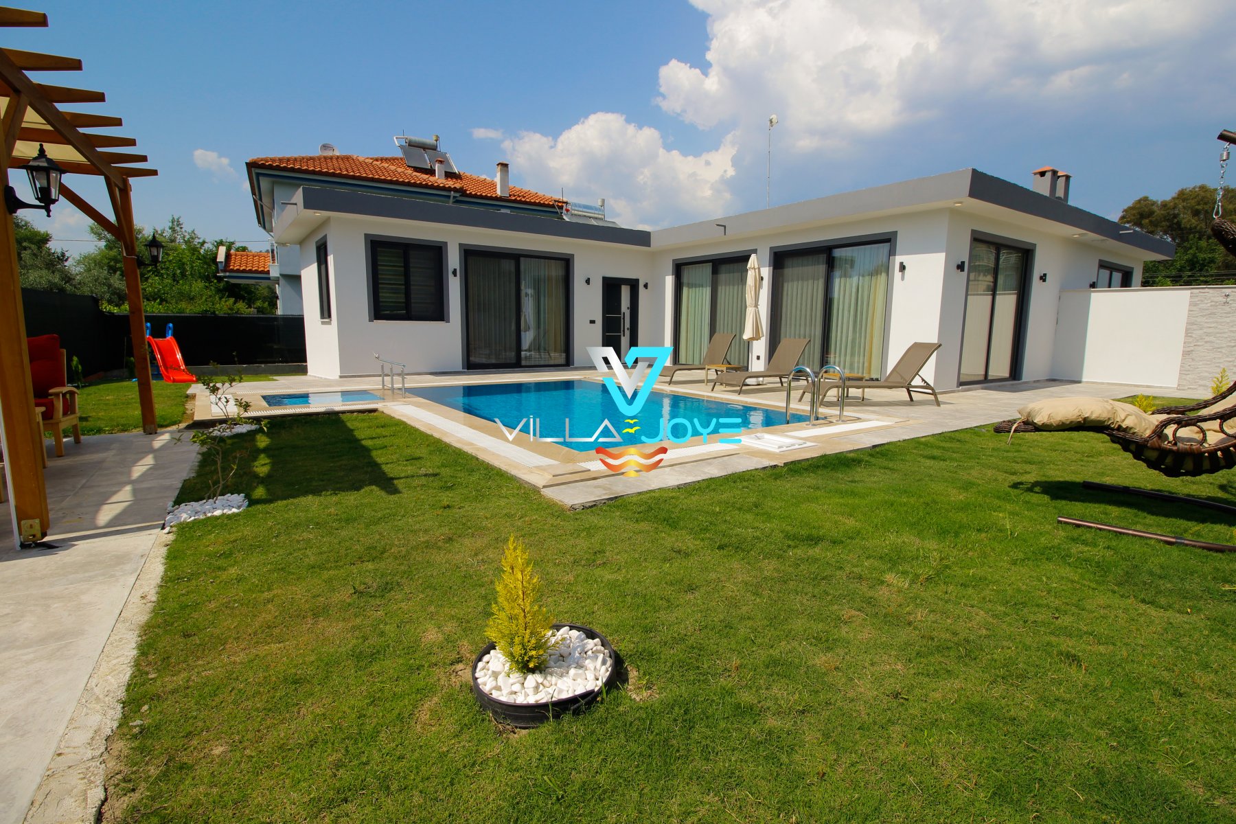 Muğla, Dalyan'da, 2 Odalı, 2 Banyolu, 4 Kişiye Kadar Konaklamalı Kiralık Villa - No: 100-1
