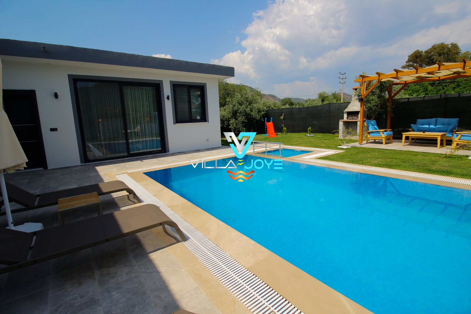 Muğla, Dalyan'da, 2 Odalı, 2 Banyolu, 4 Kişiye Kadar Konaklamalı Kiralık Villa - No: 100-2