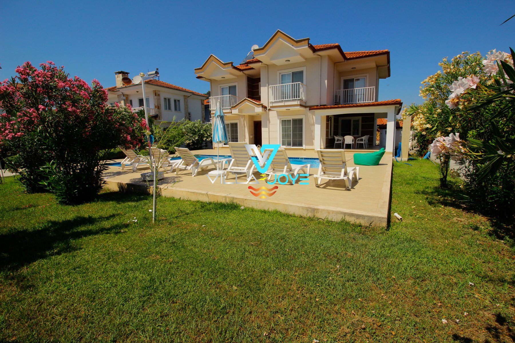 Muğla, Dalyan'da 4 Odalı, 4 Banyolu, 8 Kişiye Kadar Konaklamalı, Kiralık Villa - No: 112