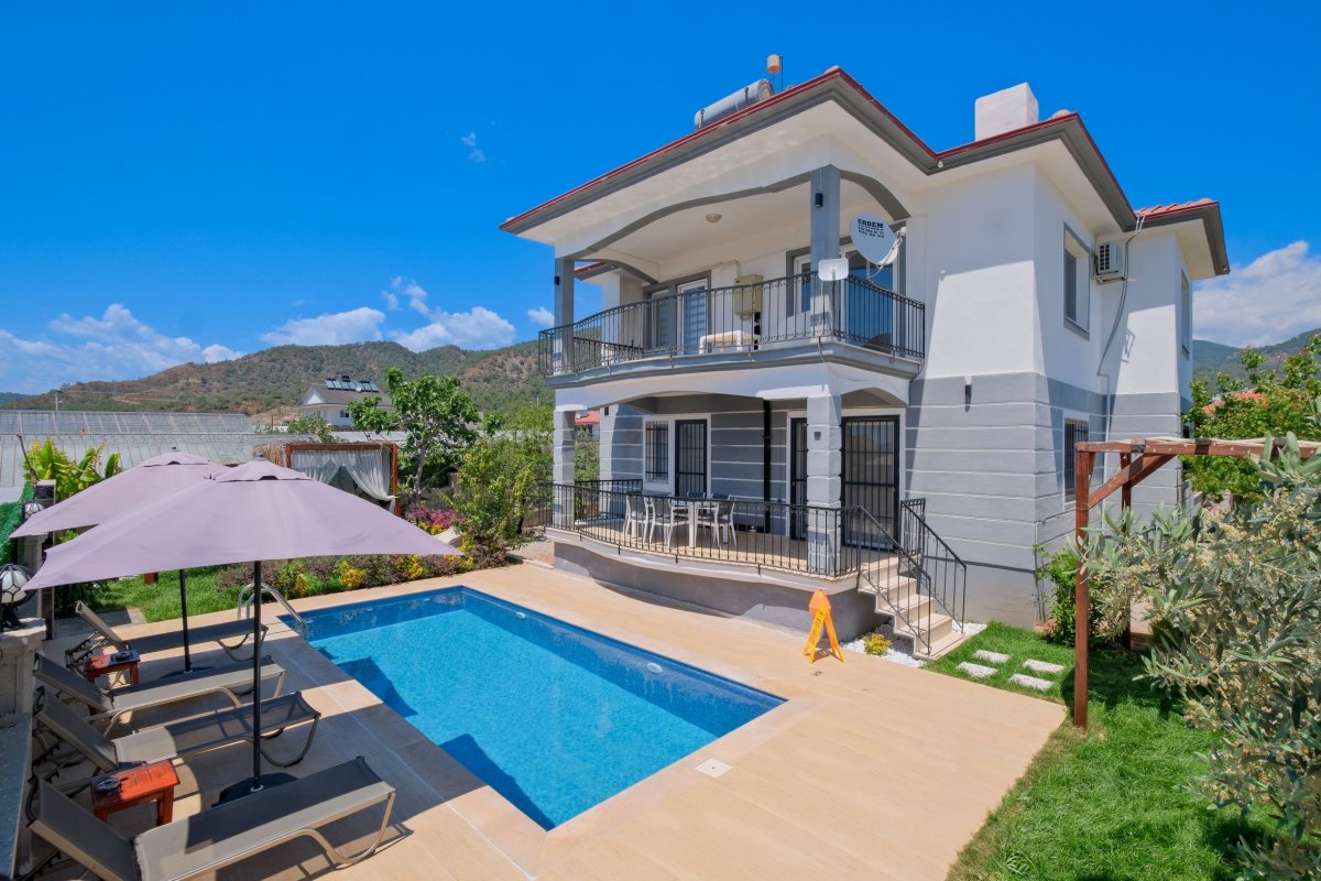 Muğla, Fethiye'de 3 Odalı, 2 Banyolu, 6 Kişiye Kadar Konaklamalı, Kiralık Villa - No: 115