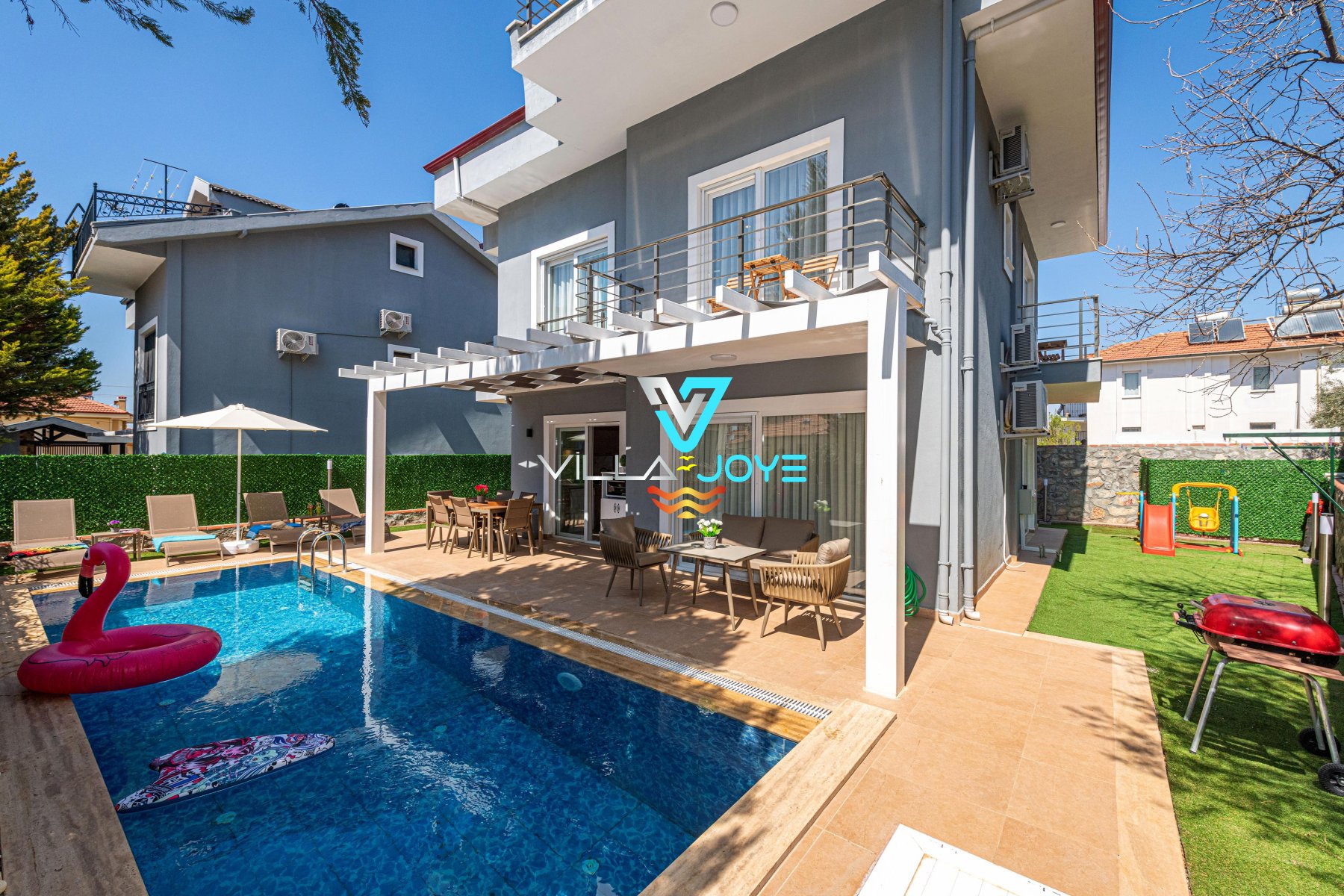 Muğla, Fethiye'de 5 Odalı, 4 Banyolu, 9 Kişiye Kadar Konaklamalı, Kiralık Villa - No: 152