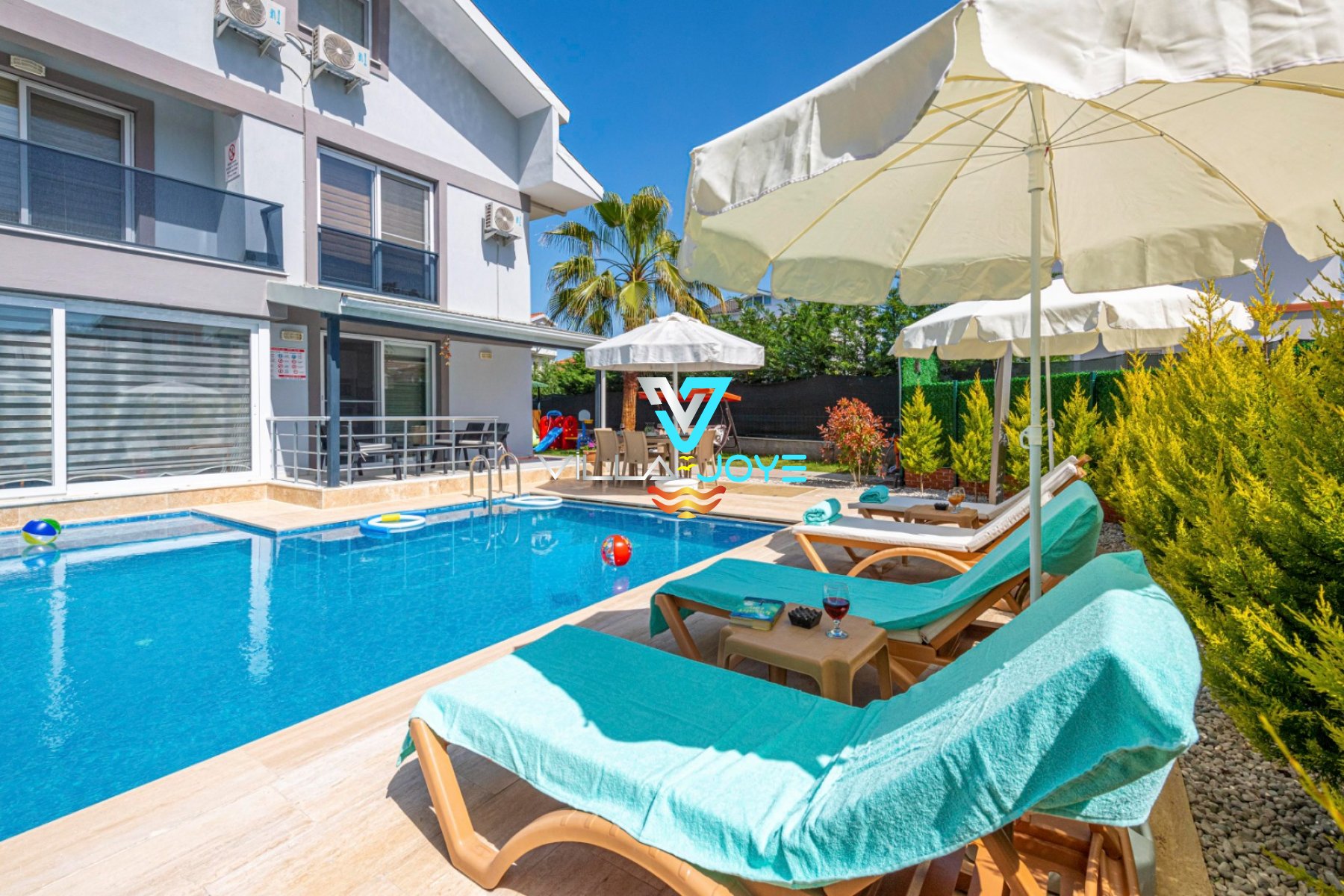 Muğla, Fethiye'de 4 Odalı, 4 Banyolu, 8 Kişiye Kadar Konaklamalı, Kiralık Villa - No: 166