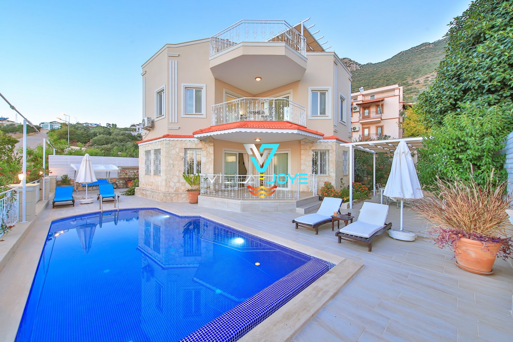 Antalya, Kalkan'da 2 Odalı, 2 Banyolu, 4 Kişiye Kadar Konaklamalı, Kiralık Villa - No: 175
