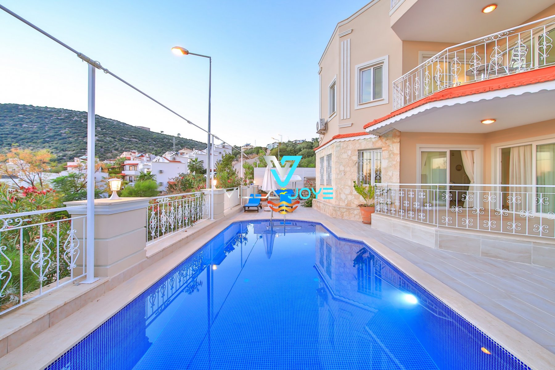 Antalya, Kalkan'da 2 Odalı, 2 Banyolu, 4 Kişiye Kadar Konaklamalı, Kiralık Villa - No: 175