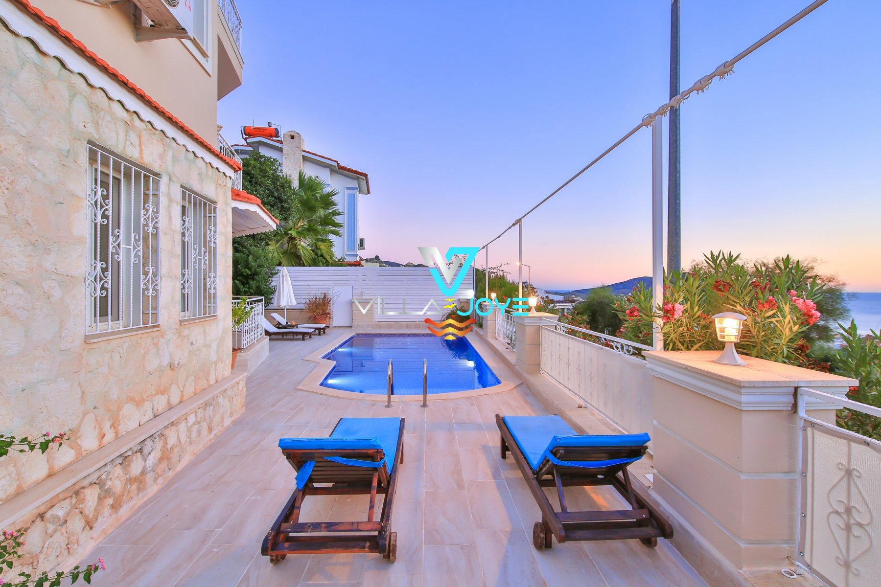 Antalya, Kalkan'da 2 Odalı, 2 Banyolu, 4 Kişiye Kadar Konaklamalı, Kiralık Villa - No: 175