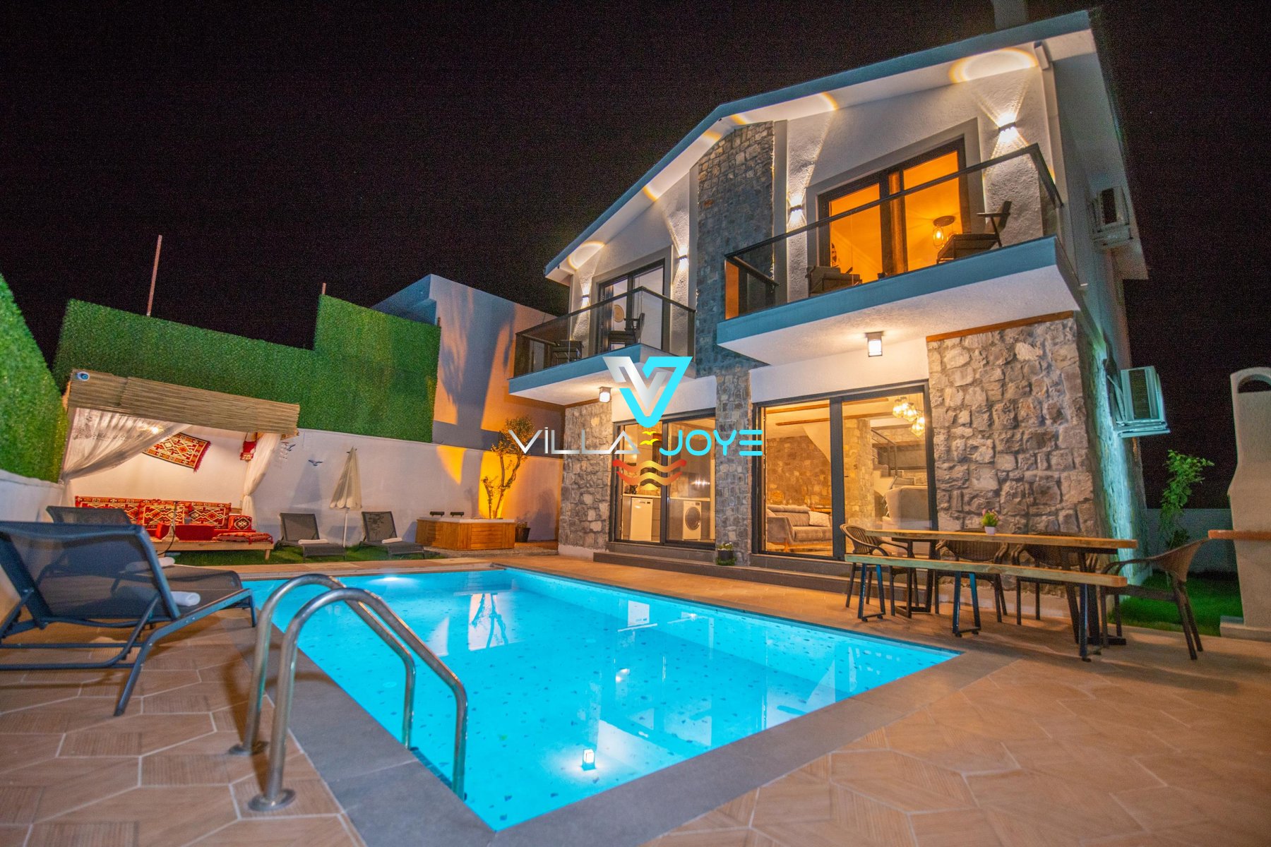 Muğla, Fethiye'de 3 Odalı, 3 Banyolu, 6 Kişiye Kadar Konaklamalı, Kiralık Villa - No: 180