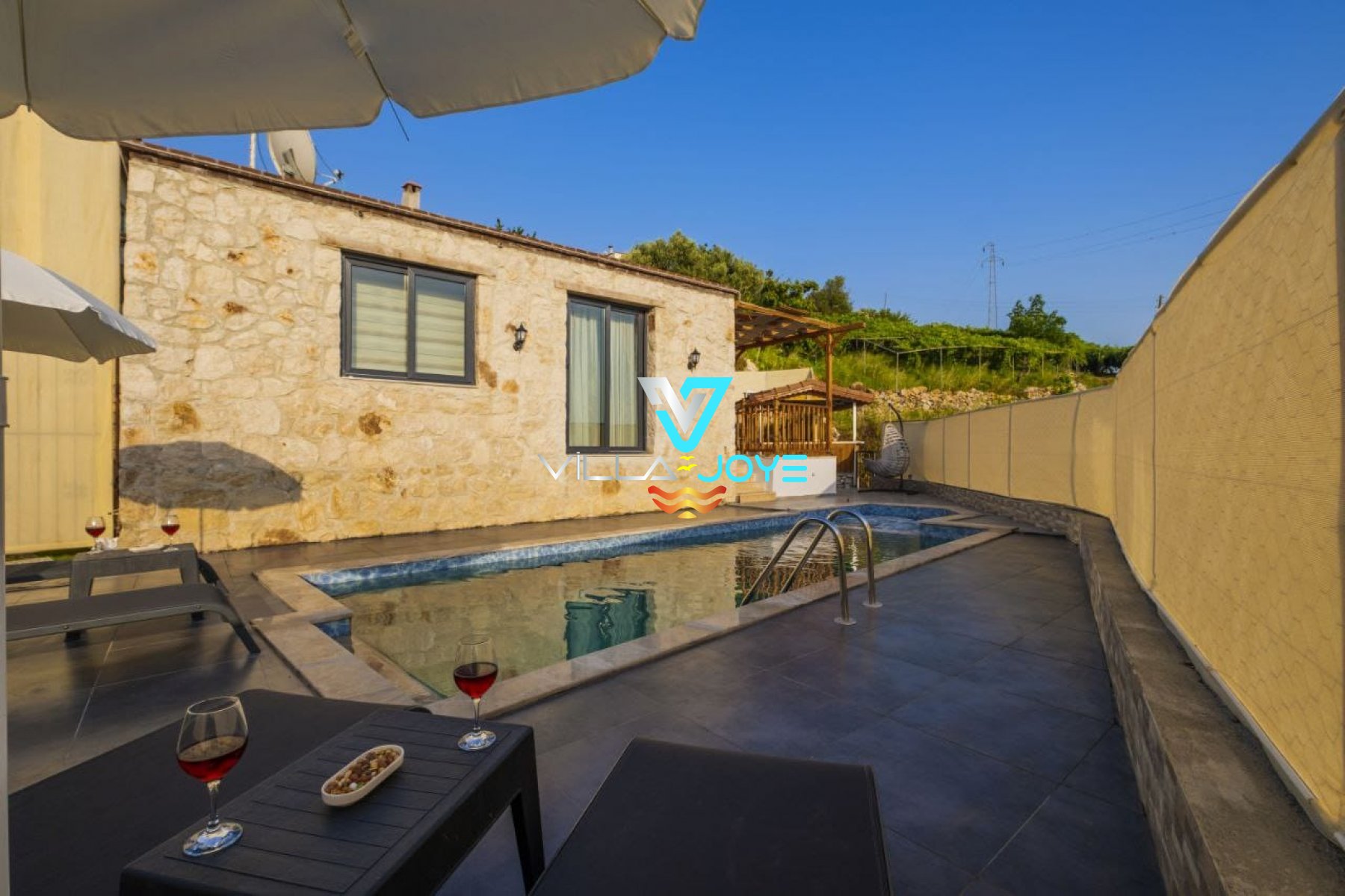 Muğla, Seydikemer'de 2 Odalı, 2 Banyolu, 4 Kişiye Kadar Konaklamalı, Kiralık Villa - No: 208