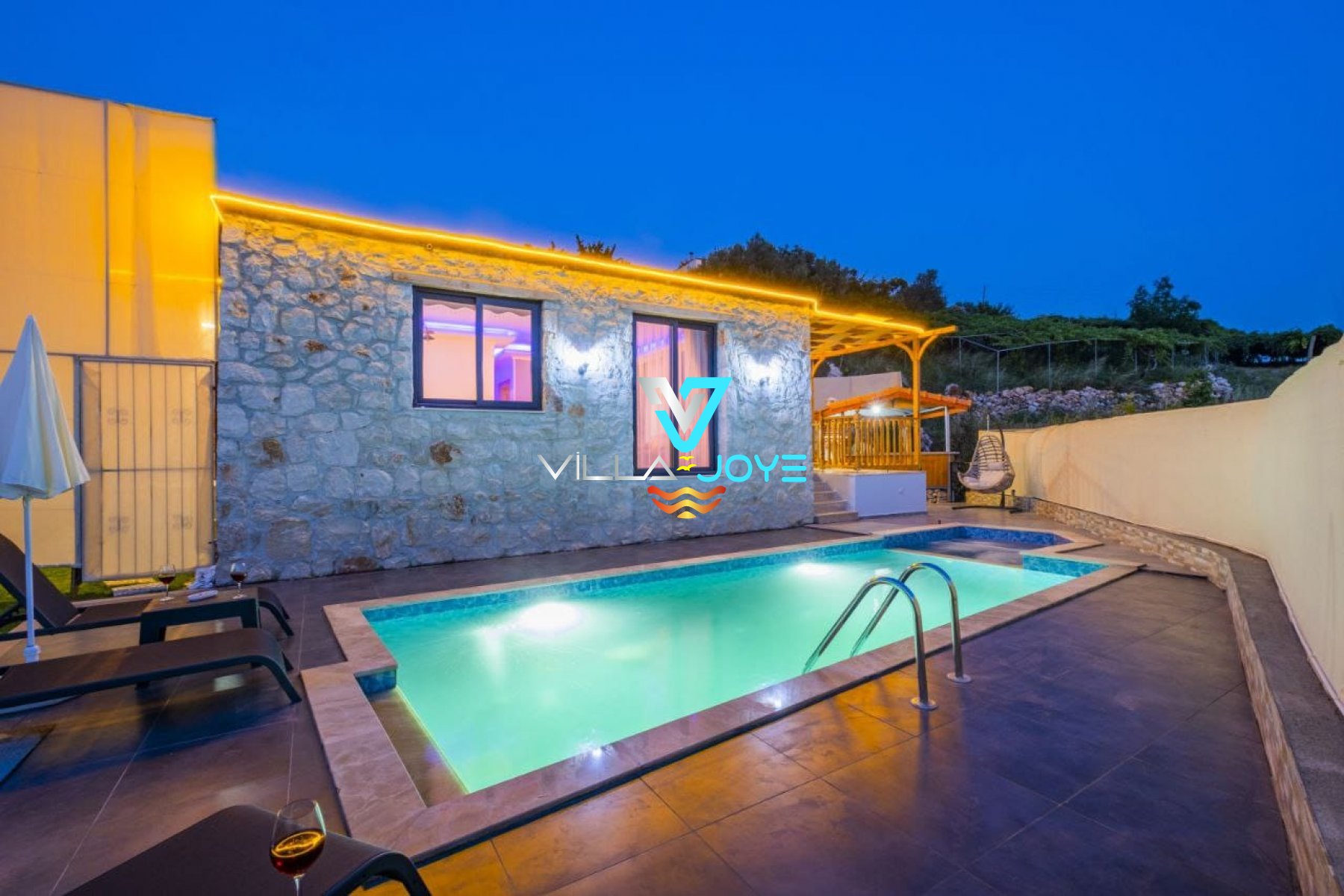 Muğla, Seydikemer'de 2 Odalı, 2 Banyolu, 4 Kişiye Kadar Konaklamalı, Kiralık Villa - No: 208