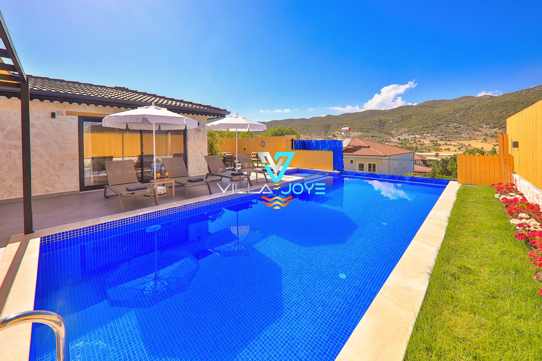 Antalya, Kaş'ta 2 Odalı, 2 Banyolu, 4 Kişiye Kadar Konaklamalı, Kiralık Villa - No: 3