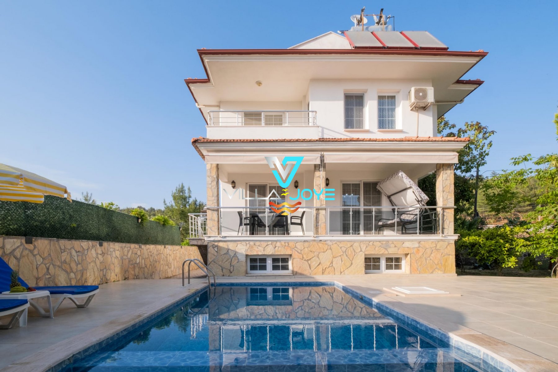 Muğla, Fethiye'de 3 Odalı, 2 Banyolu, 6 Kişiye Kadar Konaklamalı, Kiralık Villa - No: 215
