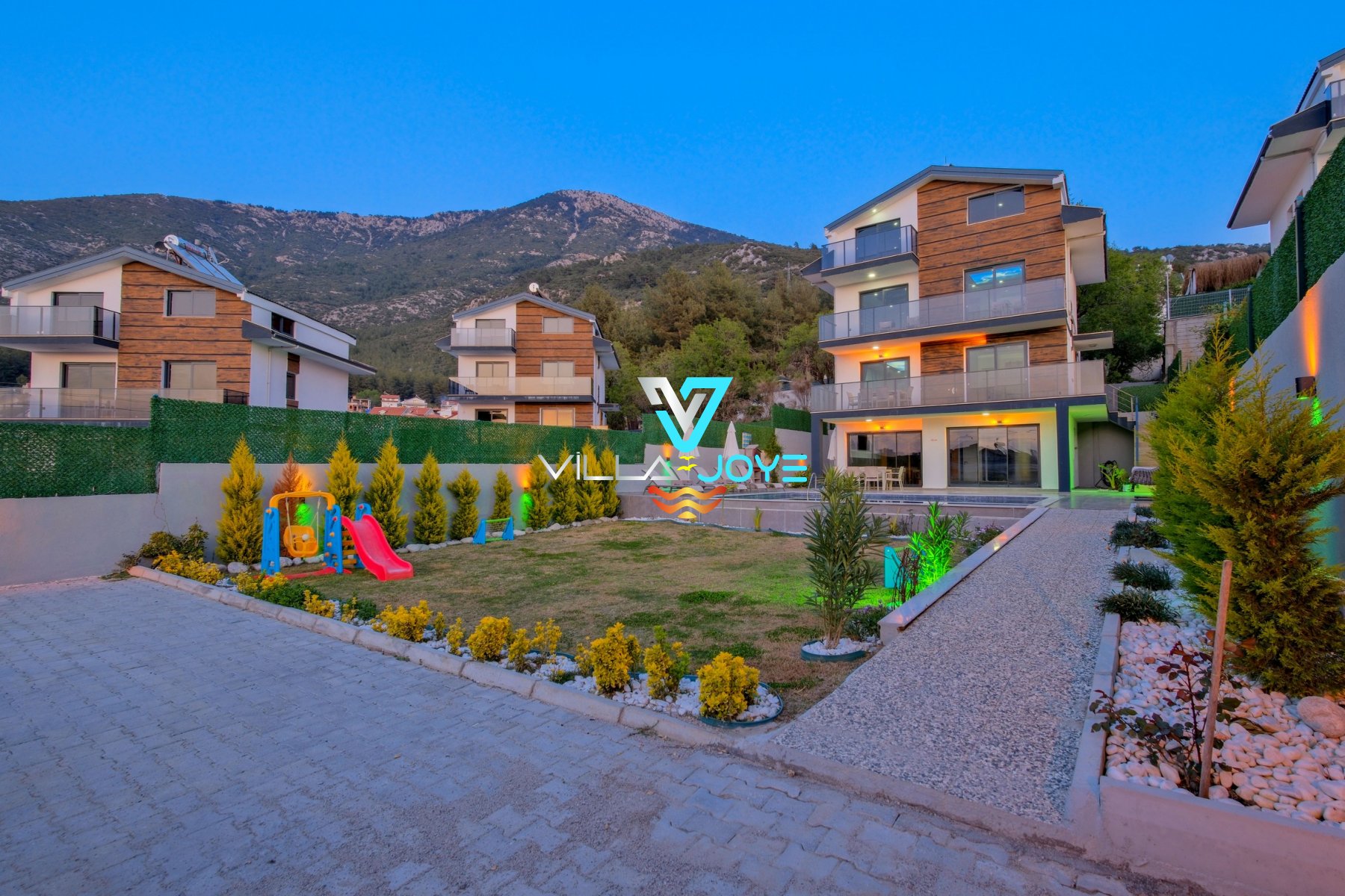 Muğla, Fethiye'de 4 Odalı, 4 Banyolu, 8 Kişiye Kadar Konaklamalı, Kiralık Villa - No: 222-2