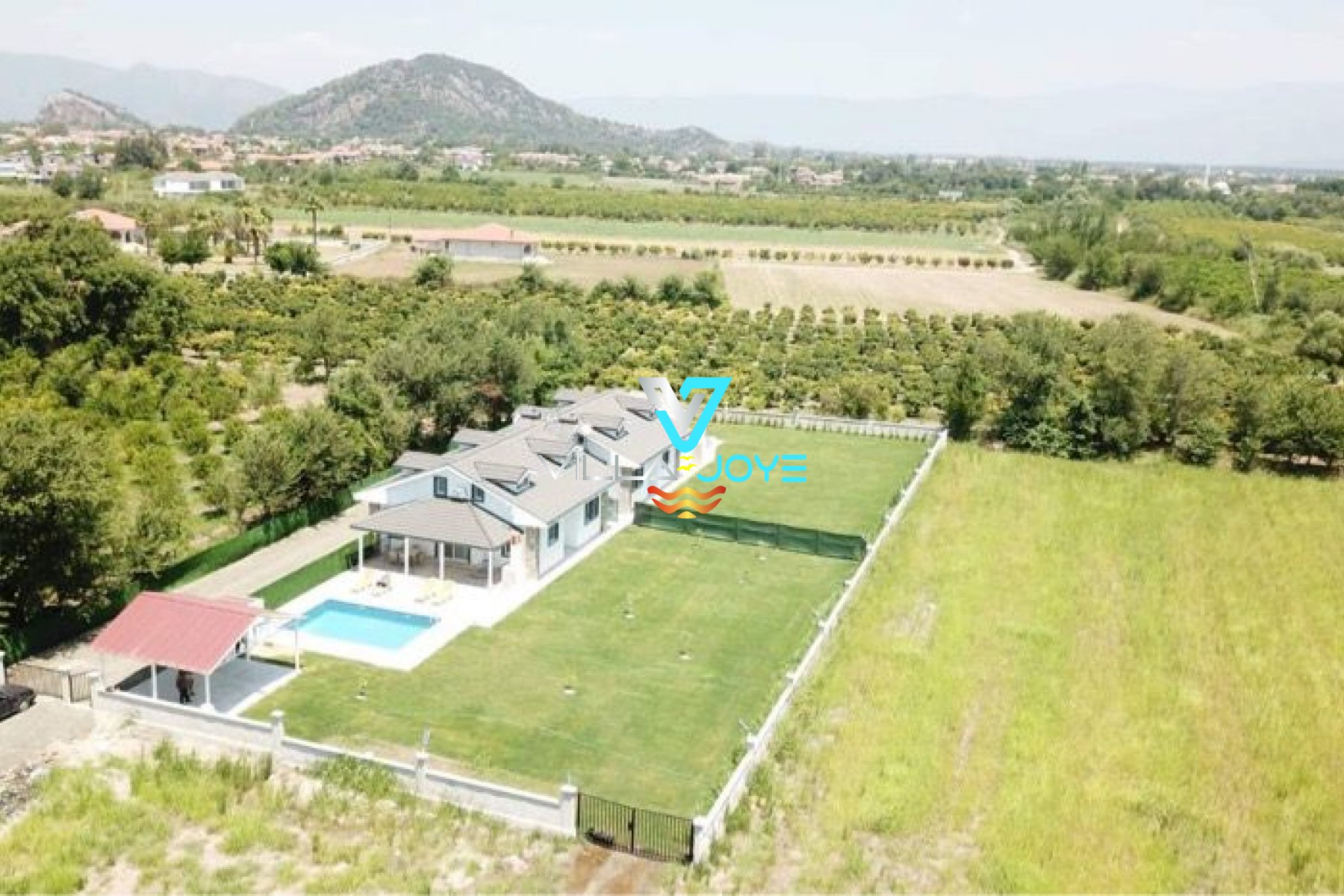 Muğla, Dalyan'da 4 Odalı, 4 Banyolu, 8 Kişiye Kadar Konaklamalı, Kiralık Villa - No: 231-2