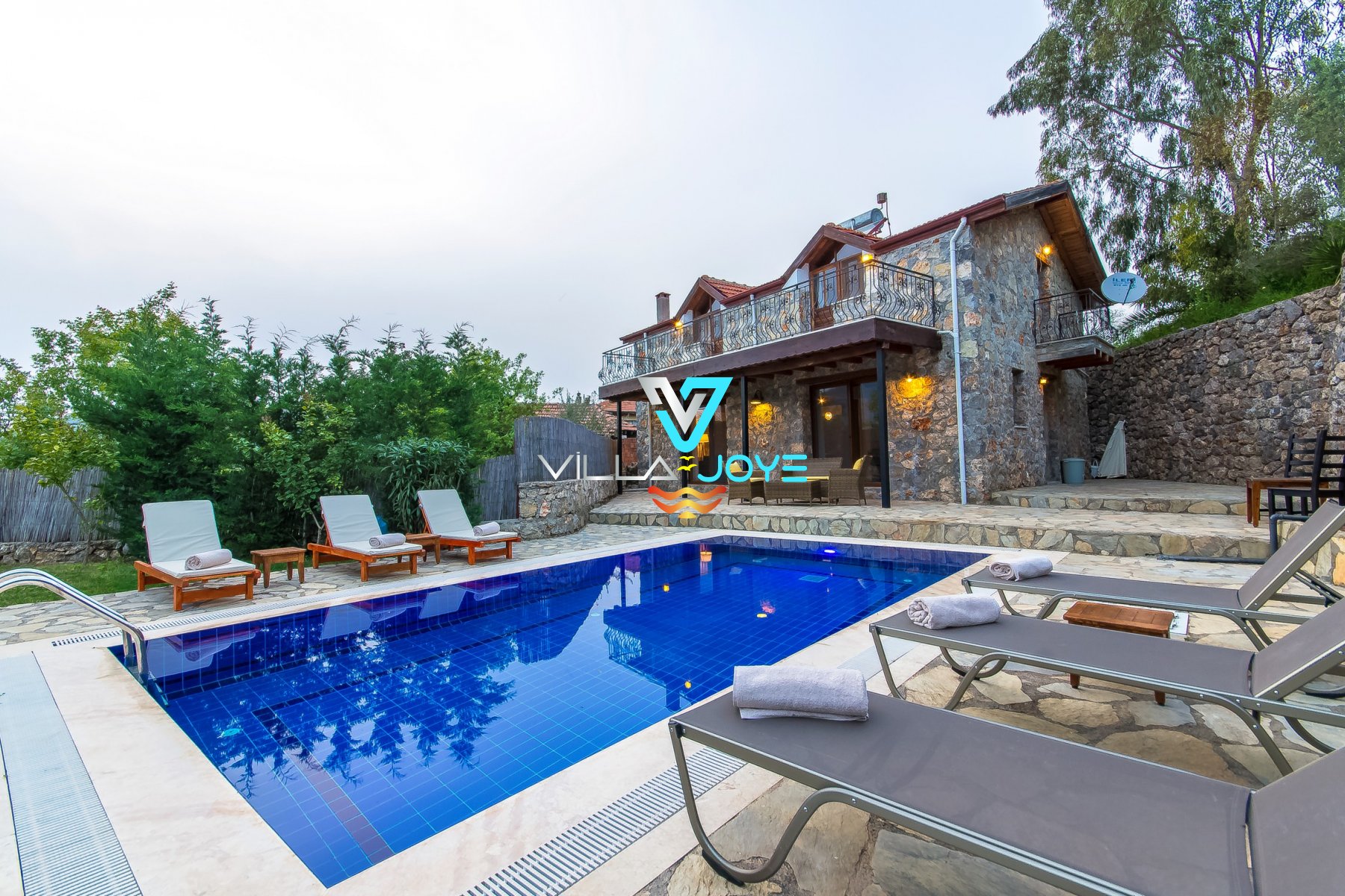 Muğla, Fethiye'de 3 Odalı, 2 Banyolu, 6 Kişiye Kadar Konaklamalı, Kiralık Villa - No: 237