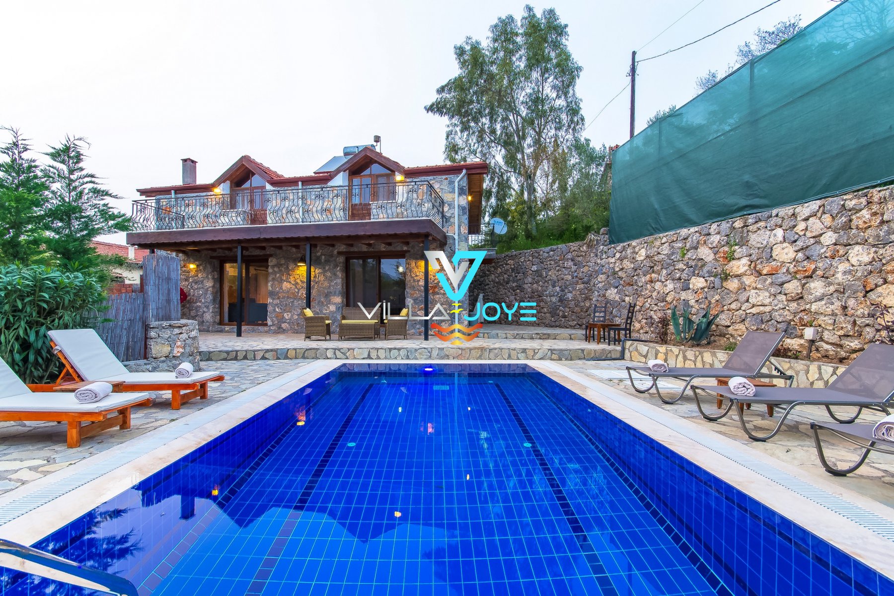 Muğla, Fethiye'de 3 Odalı, 2 Banyolu, 6 Kişiye Kadar Konaklamalı, Kiralık Villa - No: 237