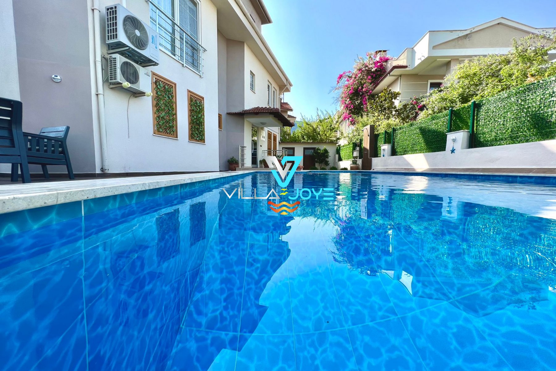 Muğla, Dalyan'da 4 Odalı, 3 Banyolu, 8 Kişiye Kadar Konaklamalı, Kiralık Villa - No: 245