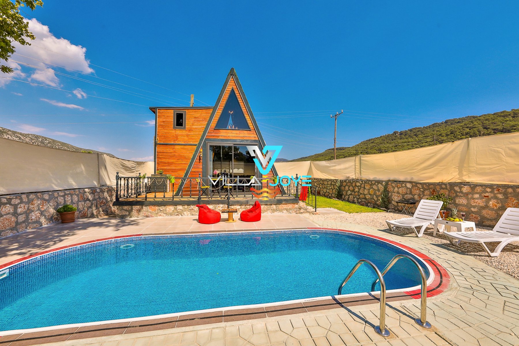 Antalya, Kalkan'da 2 Odalı, 1 Banyolu, 4 Kişiye Kadar Konaklamalı, Kiralık Villa - No: 246