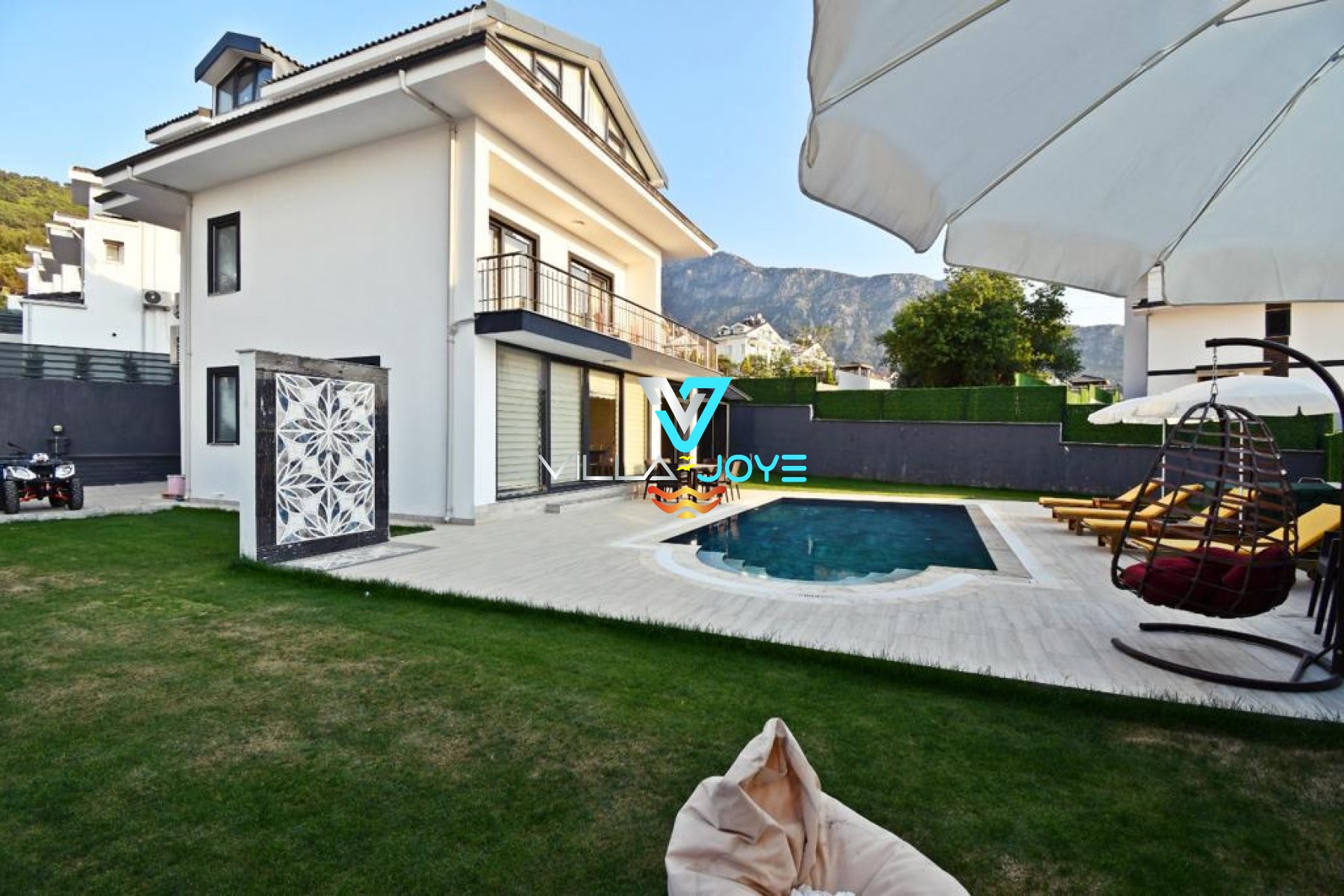 Muğla, Fethiye'de 4 Odalı, 2 Banyolu, 8 Kişiye Kadar Konaklamalı, Kiralık Villa - No: 247-1