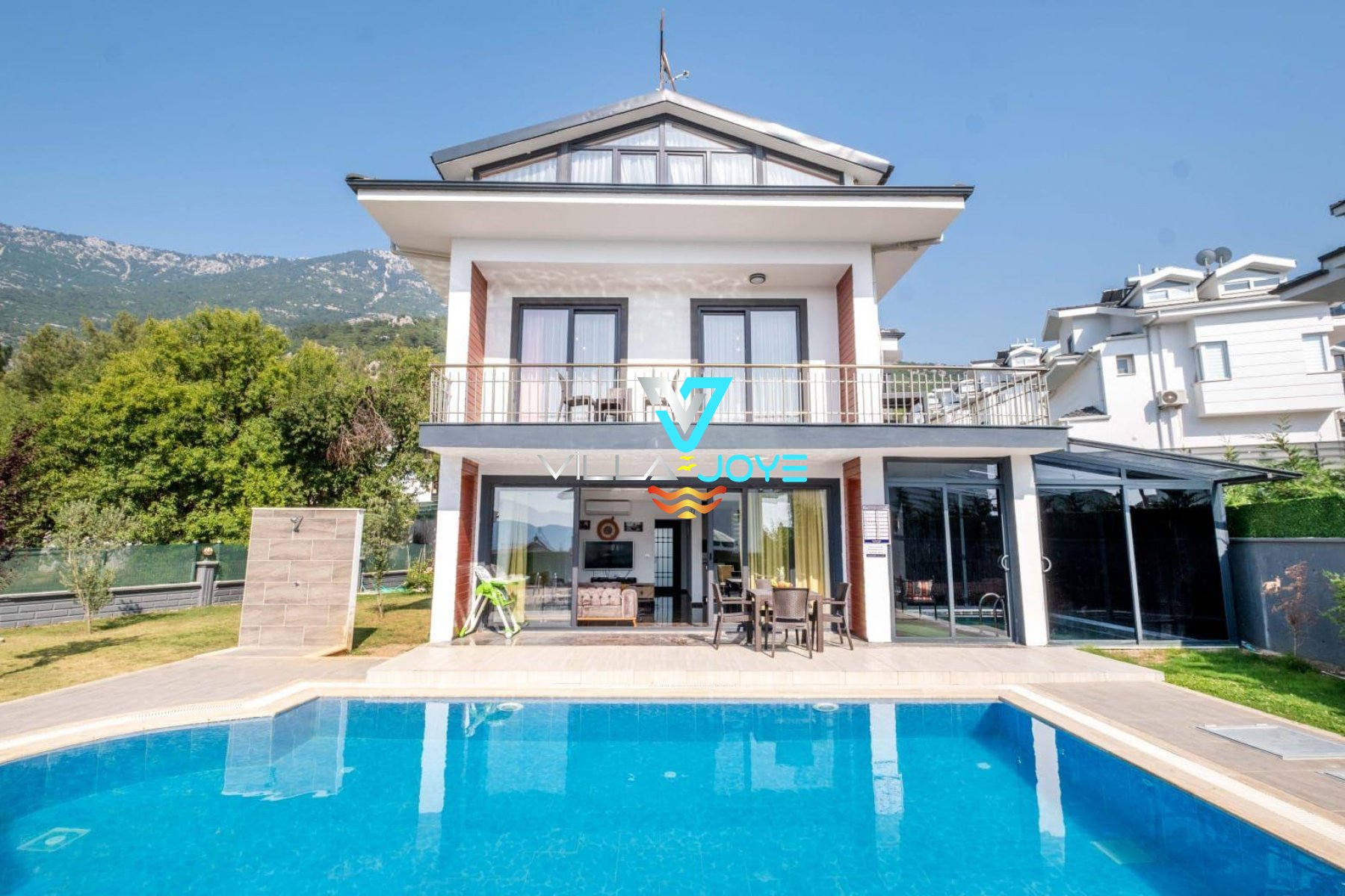 Muğla, Fethiye'de 4 Odalı, 2 Banyolu, 8 Kişiye Kadar Konaklamalı, Kiralık Villa - No: 247-1
