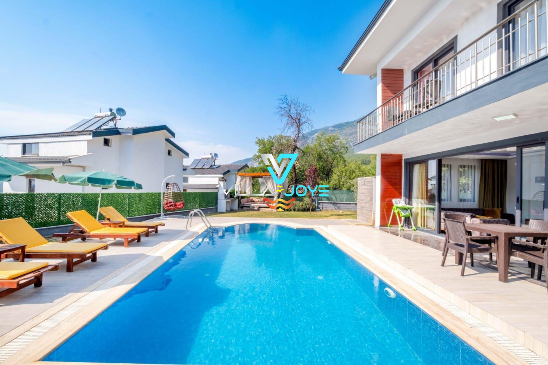 Muğla, Fethiye'de 4 Odalı, 2 Banyolu, 8 Kişiye Kadar Konaklamalı, Kiralık Villa - No: 247-1