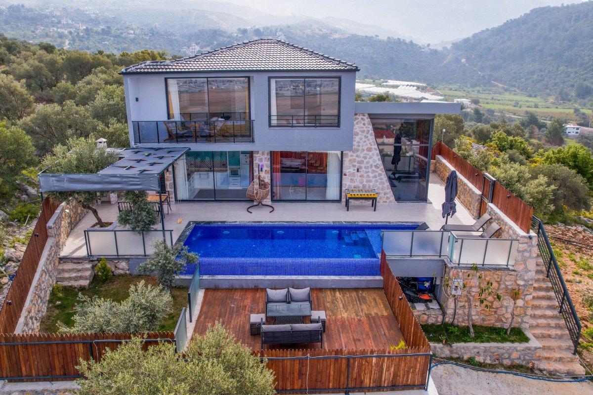 Antalya, Kalkan'da 3 Odalı, 3 Banyolu, 6 Kişiye Kadar Konaklamalı, Kiralık Tatil Evi - No: 254