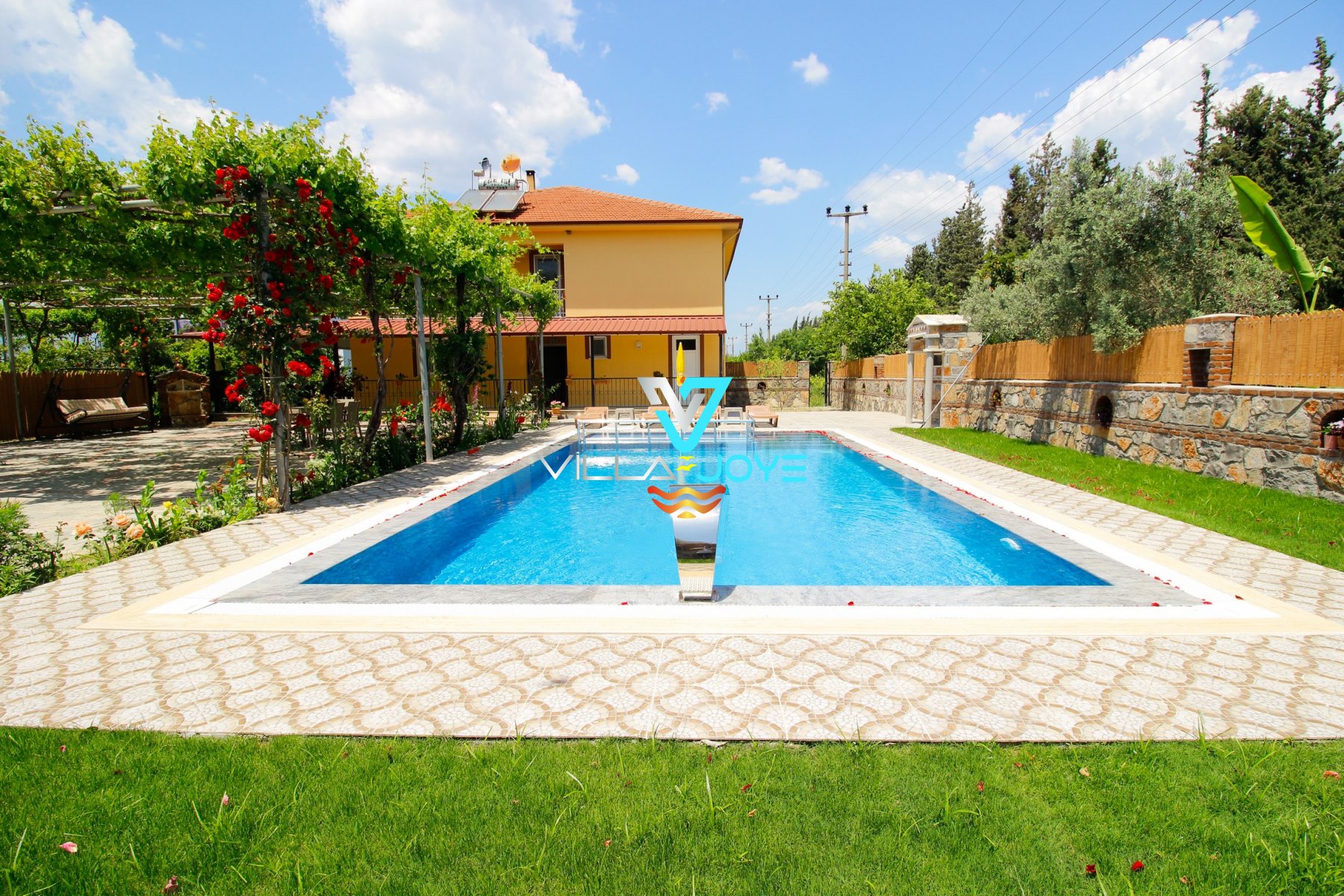 Muğla, Dalyan'da 4 Odalı, 4 Banyolu, 11 Kişiye Kadar Konaklamalı, Kiralık Villa - No: 280