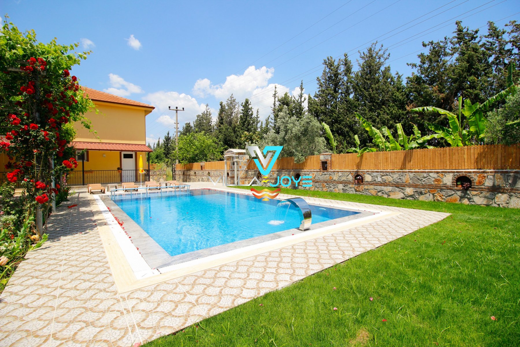 Muğla, Dalyan'da 4 Odalı, 4 Banyolu, 11 Kişiye Kadar Konaklamalı, Kiralık Villa - No: 280
