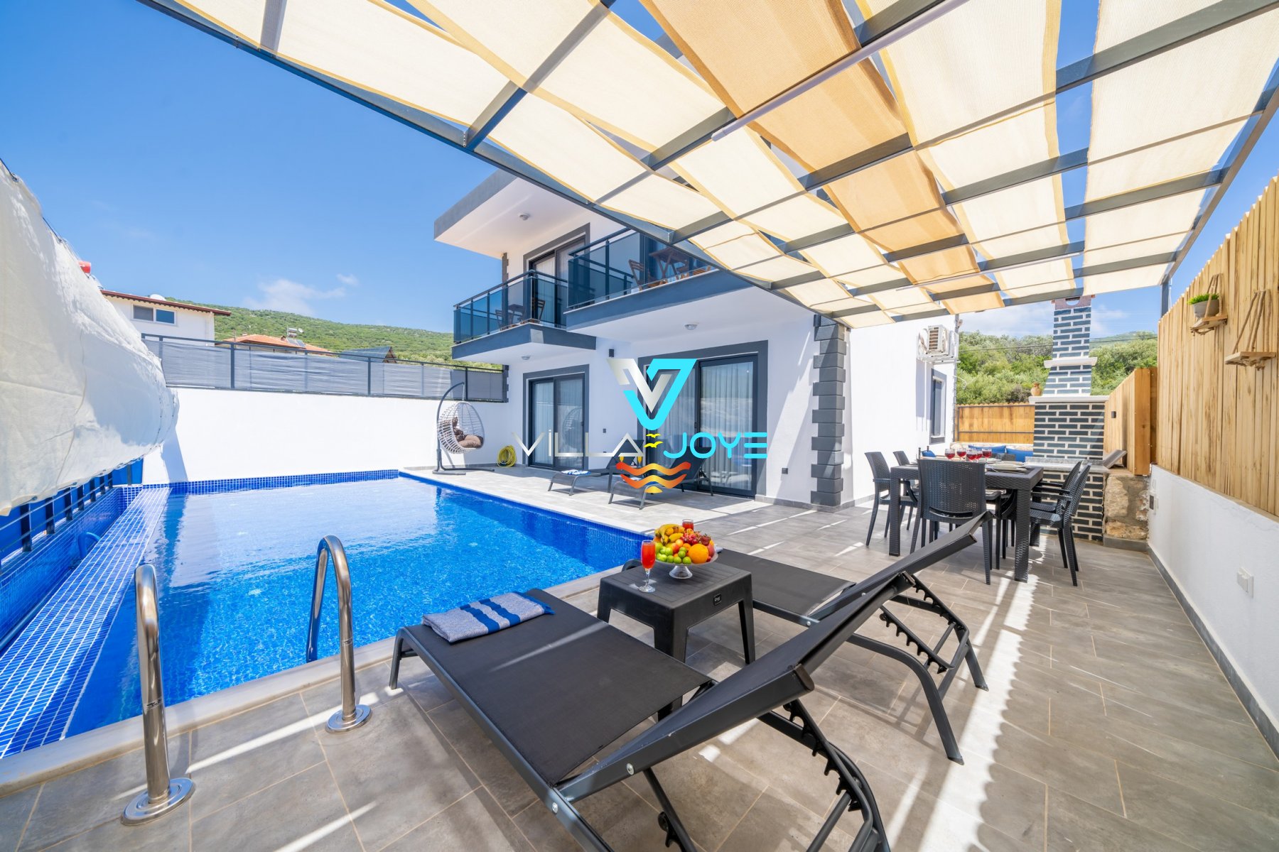 Antalya, Kaş'ta 3 Odalı, 3 Banyolu, 6 Kişiye Kadar Konaklamalı, Kiralık Villa - No: 283
