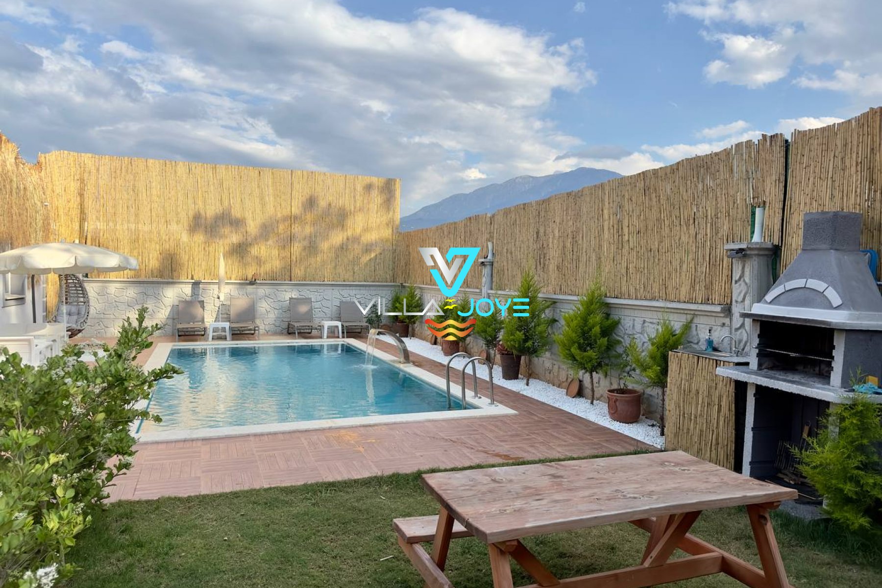 Muğla, Fethiye'de 3 Odalı, 3 Banyolu, 6 Kişiye Kadar Konaklamalı, Kiralık Villa - No: 287