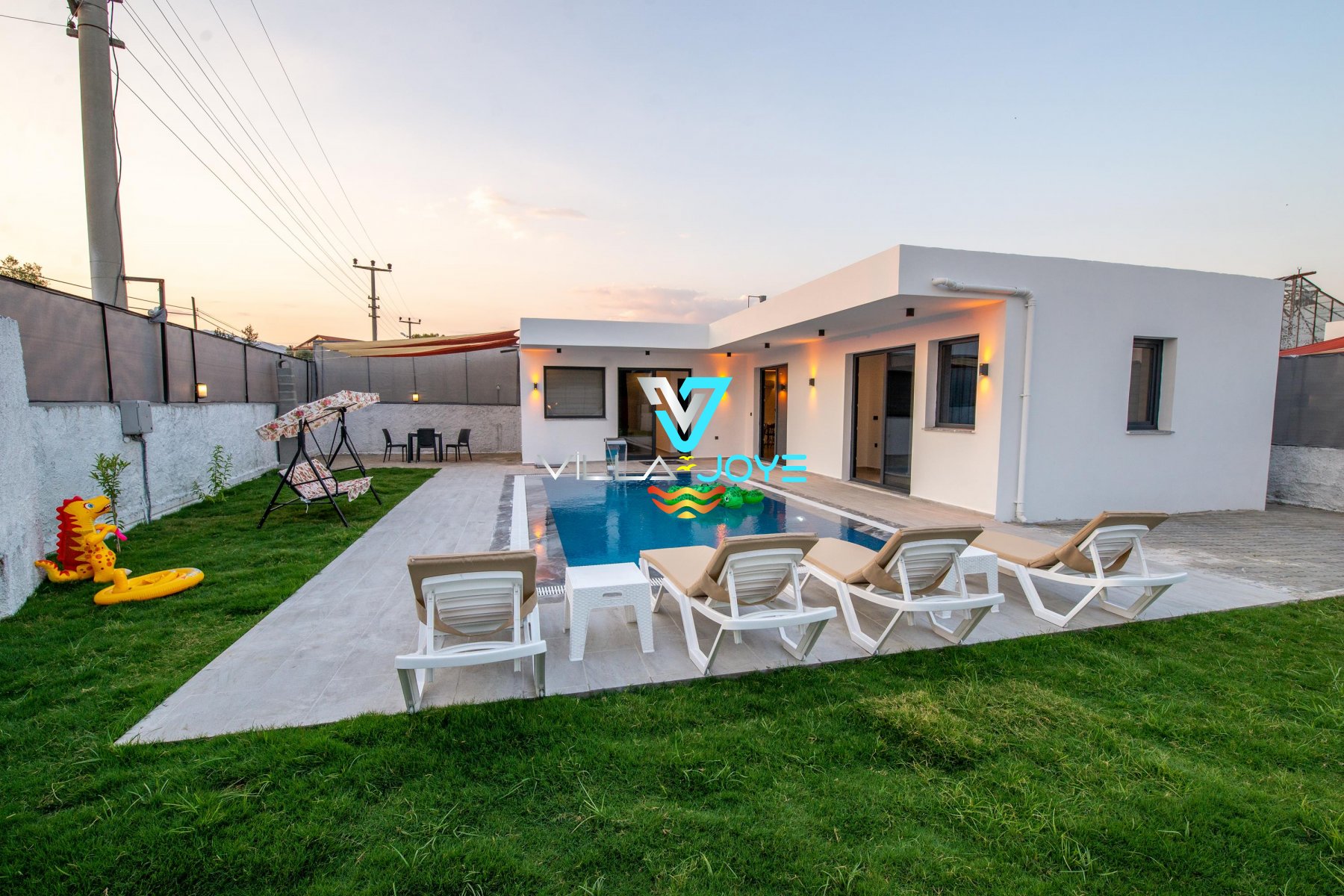 Muğla, Fethiye'de, 2 Odalı, 2 Banyolu, 4 Kişiye Kadar Konaklamalı Kiralık Villa - No: 291-1