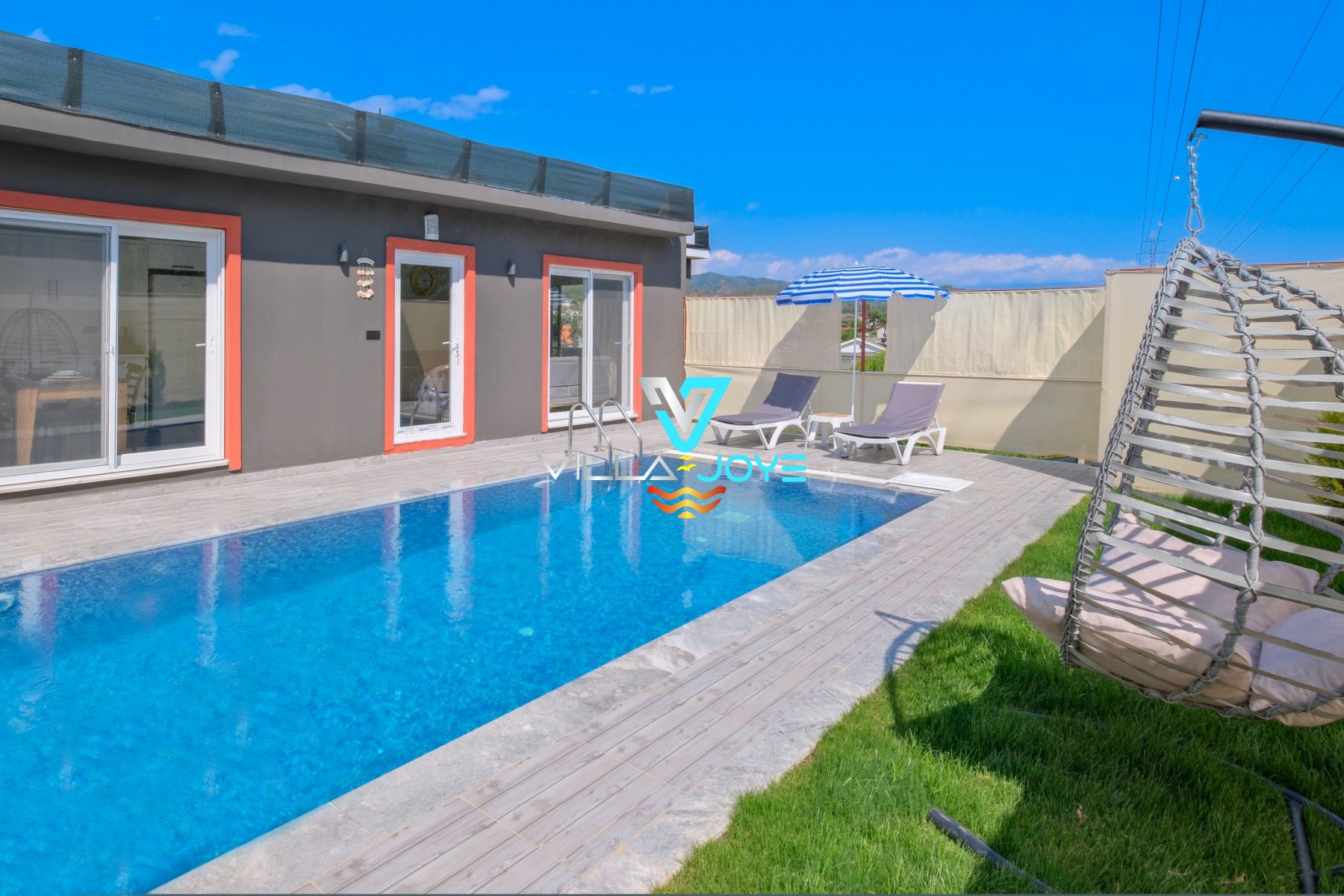 Muğla, Fethiye'de, 2 Odalı, 2 Banyolu, 4 Kişiye Kadar Konaklamalı Kiralık Villa - No: 295