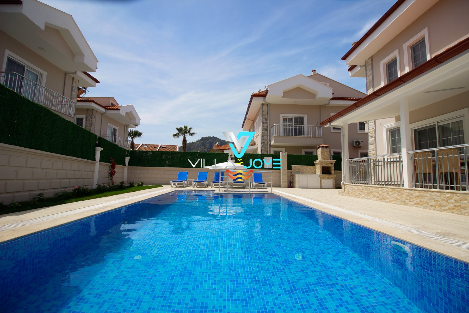 Muğla, Dalyan'da 5 Odalı, 6 Banyolu, 10 Kişiye Kadar Konaklamalı, Kiralık Villa - No: 35-2