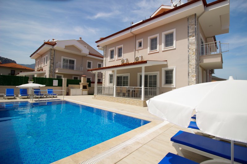 Muğla, Dalyan'da 5 Odalı, 6 Banyolu, 10 Kişiye Kadar Konaklamalı, Kiralık Villa - No: 35-2