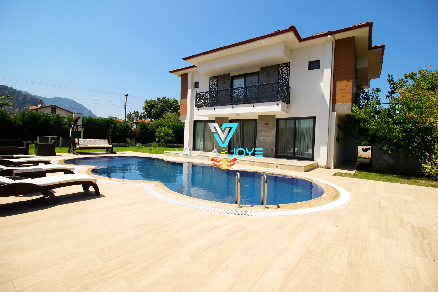Muğla, Dalyan'da, 5 Odalı, 5 Banyolu, 10 Kişiye Kadar Konaklamalı Kiralık Villa - No: 300