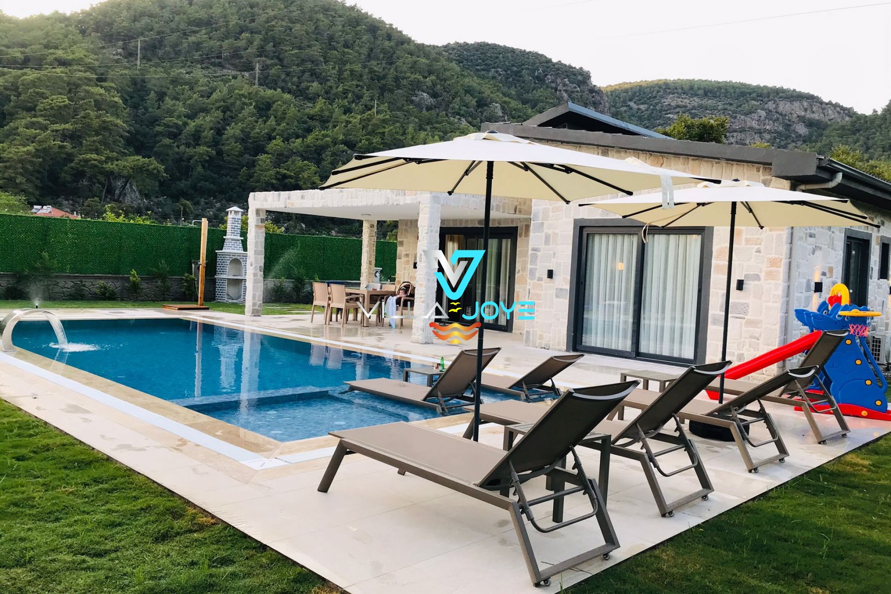 Muğla, Göcek'te, 3 Odalı, 3 Banyolu, 6 Kişiye Kadar Konaklamalı Kiralık Tatil Evi - No: 303