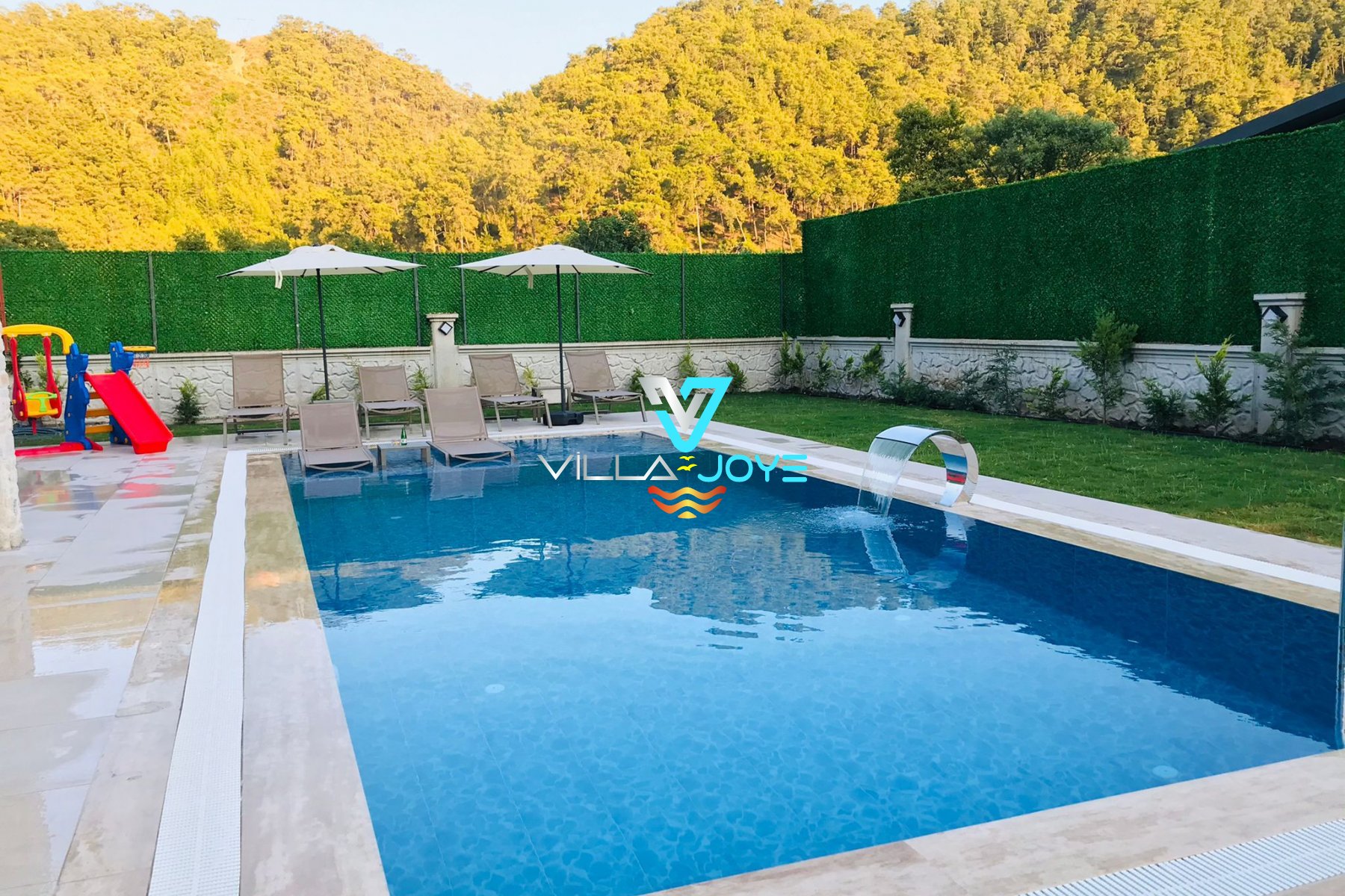 Muğla, Göcek'te, 3 Odalı, 3 Banyolu, 6 Kişiye Kadar Konaklamalı Kiralık Tatil Evi - No: 303