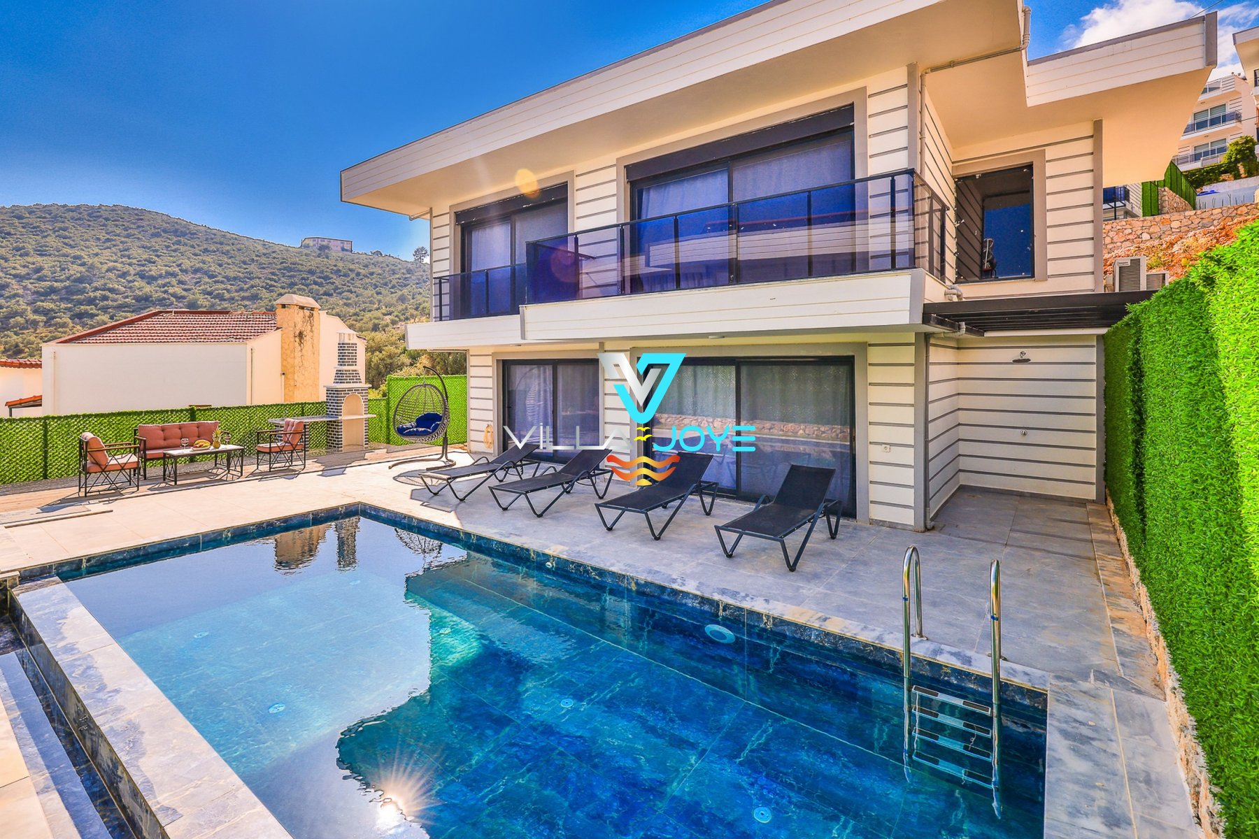 Antalya, Kalkan'da, 2 Odalı, 2 Banyolu, 4 Kişiye Kadar Konaklamalı Kiralık Villa - No: 305-2