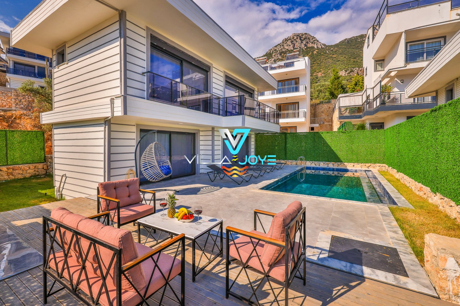 Antalya, Kalkan'da, 2 Odalı, 2 Banyolu, 4 Kişiye Kadar Konaklamalı Kiralık Villa - No: 305-2