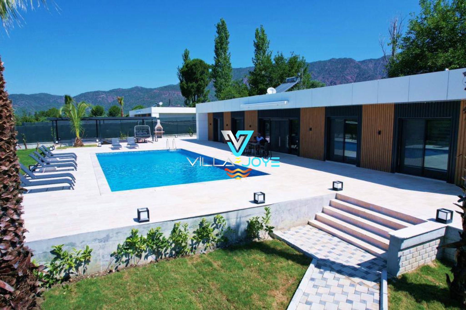 Muğla, Köyceğiz'de, 4 Odalı, 4 Banyolu, 8 Kişiye Kadar Konaklamalı Kiralık Villa - No: 307-2