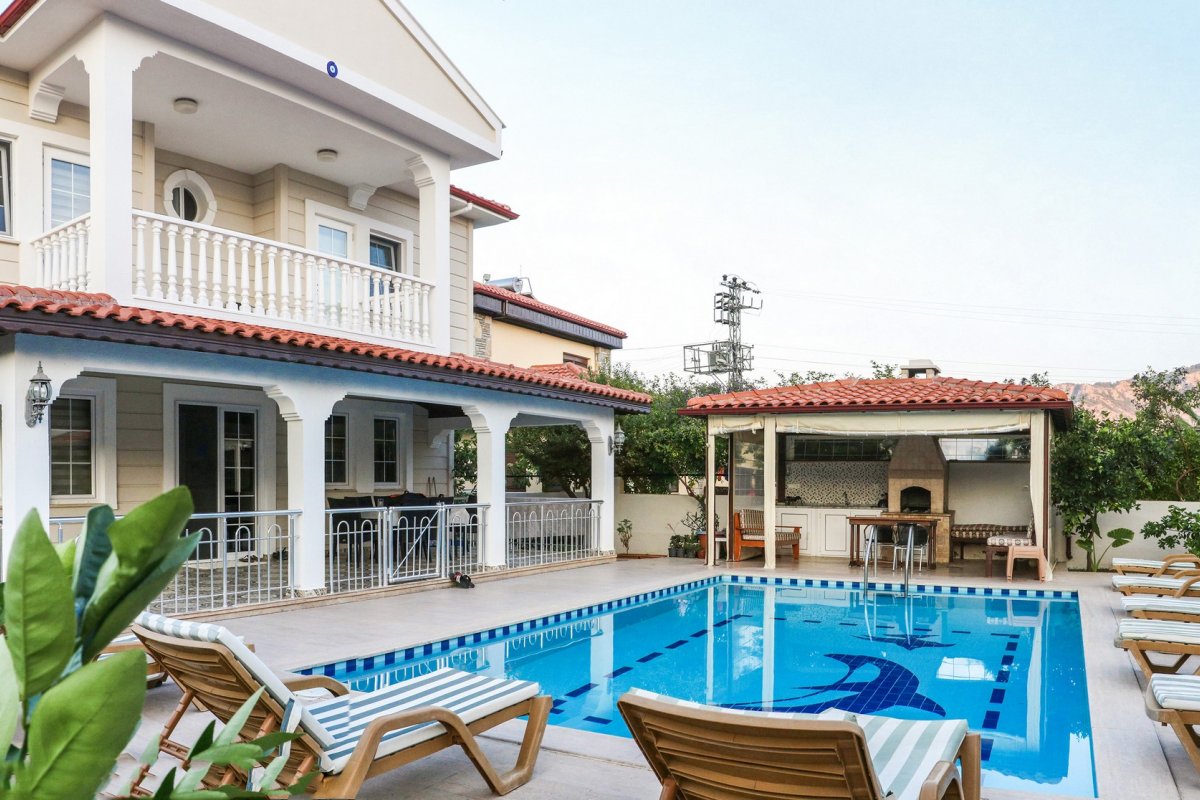 Muğla, Dalyan'da, 5 Odalı, 5 Banyolu, 10 Kişiye Kadar Konaklamalı Kiralık Villa - No: 311