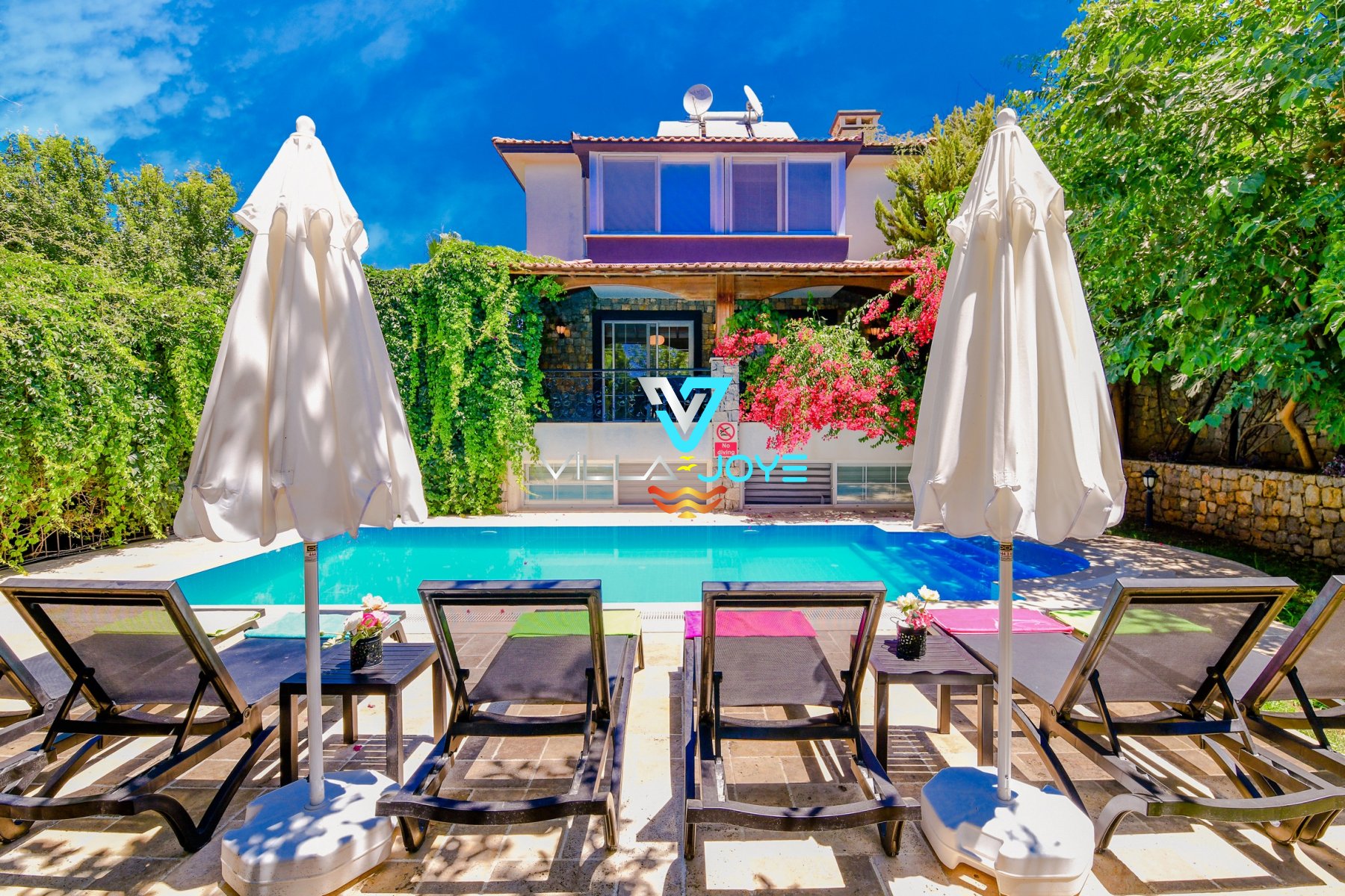 Muğla, Fethiye'de, 5 Odalı, 3 Banyolu, 10 Kişiye Kadar Konaklamalı Kiralık Tatil Evi - No: 318-1