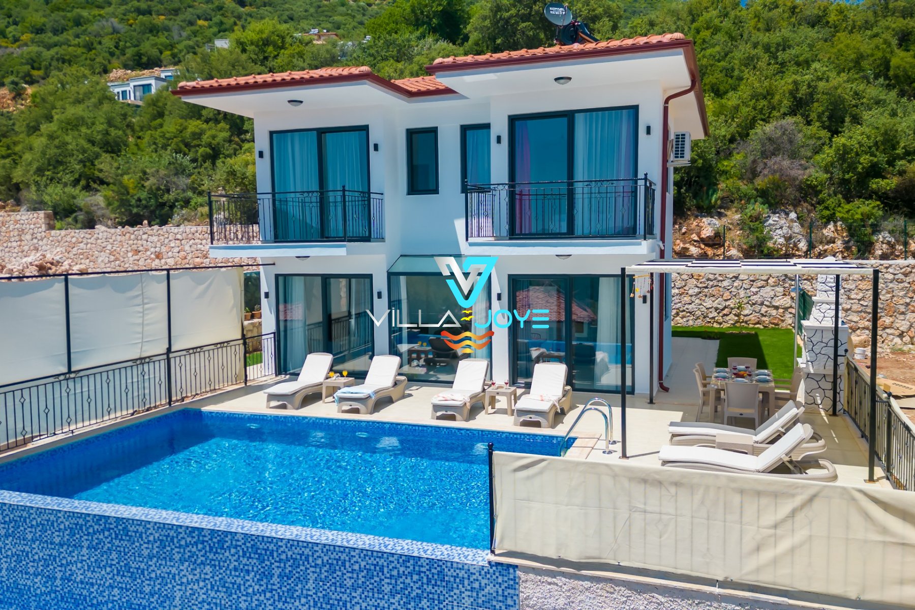 Antalya, Kaş'ta 3 Odalı, 3 Banyolu, 6 Kişiye Kadar Konaklamalı, Kiralık Tatil Evi - No: 321