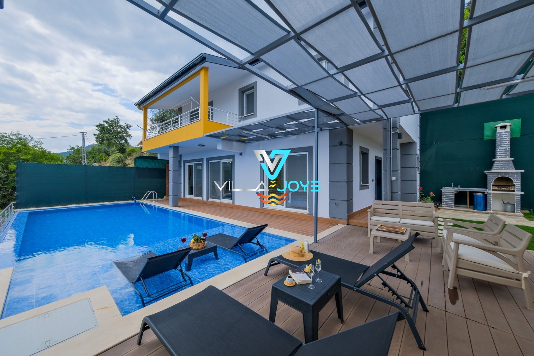Muğla, Fethiye'de 3 Odalı, 3 Banyolu, 6 Kişiye Kadar Konaklamalı, Kiralık Tatil Evi - No: 324