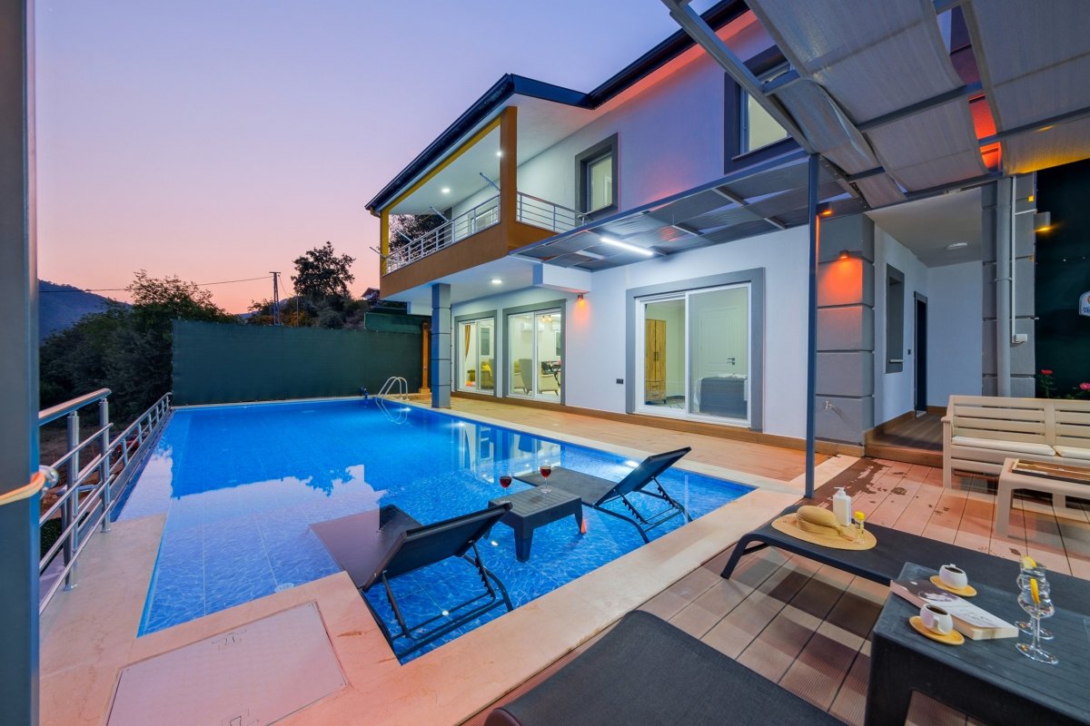 Muğla, Fethiye'de 3 Odalı, 3 Banyolu, 6 Kişiye Kadar Konaklamalı, Kiralık Tatil Evi - No: 324