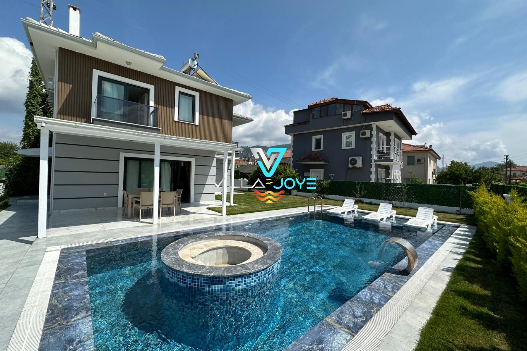Muğla, Dalyan'da, 3 Odalı, 3 Banyolu, 8 Kişiye Kadar Konaklamalı Kiralık Villa - No: 328