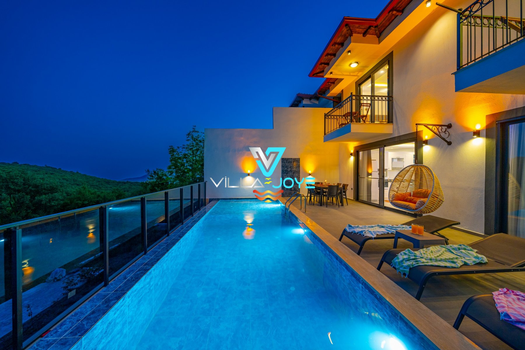Antalya, Kaş'ta, 3 Odalı, 3 Banyolu, 6 Kişiye Kadar Konaklamalı Kiralık Villa - No: 329